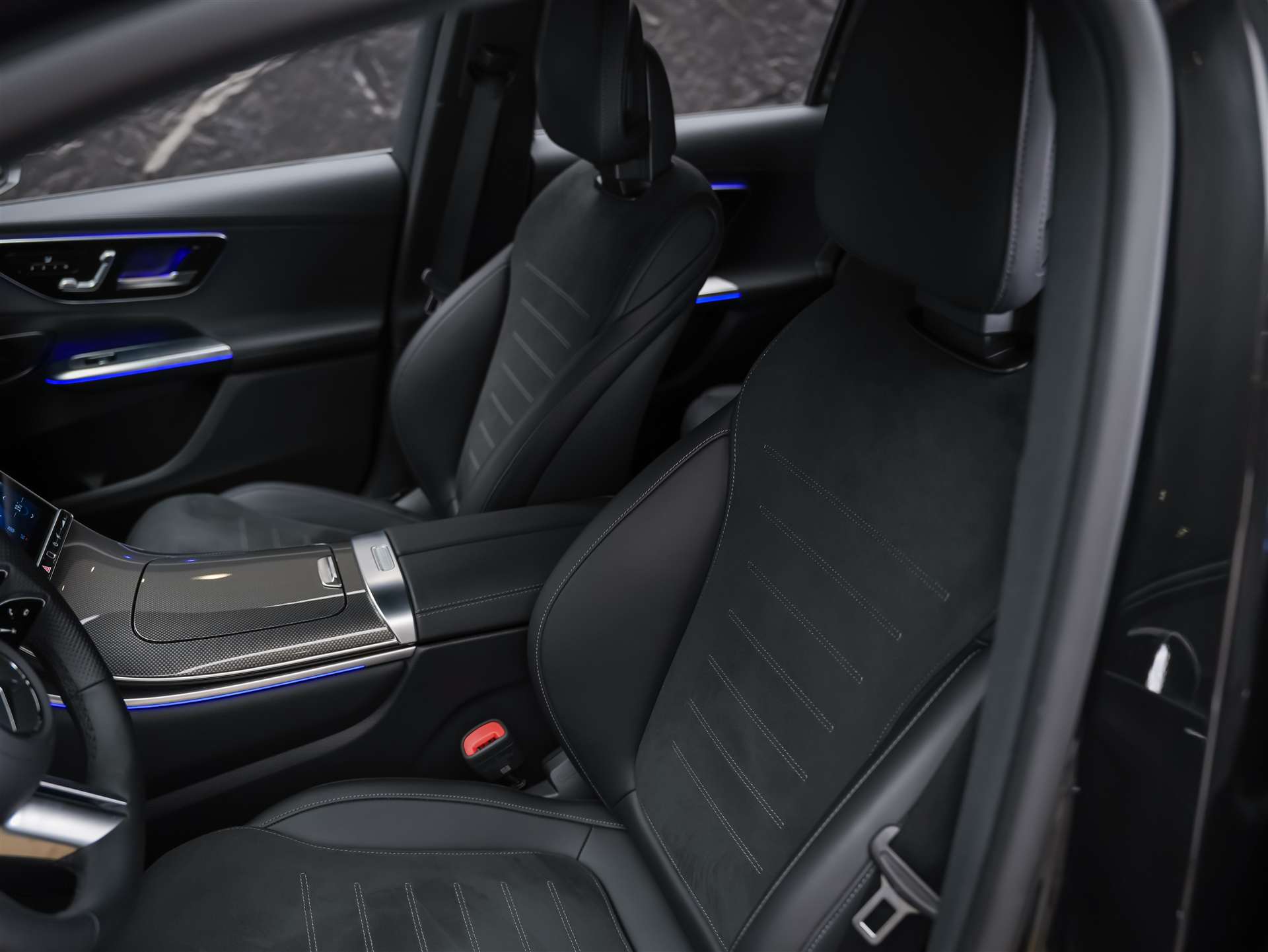 MERCEDES-BENZ GLC 220 d AMG Line 4matic *Digital Light*360° Kamera*Assistenzpaket*-image-9