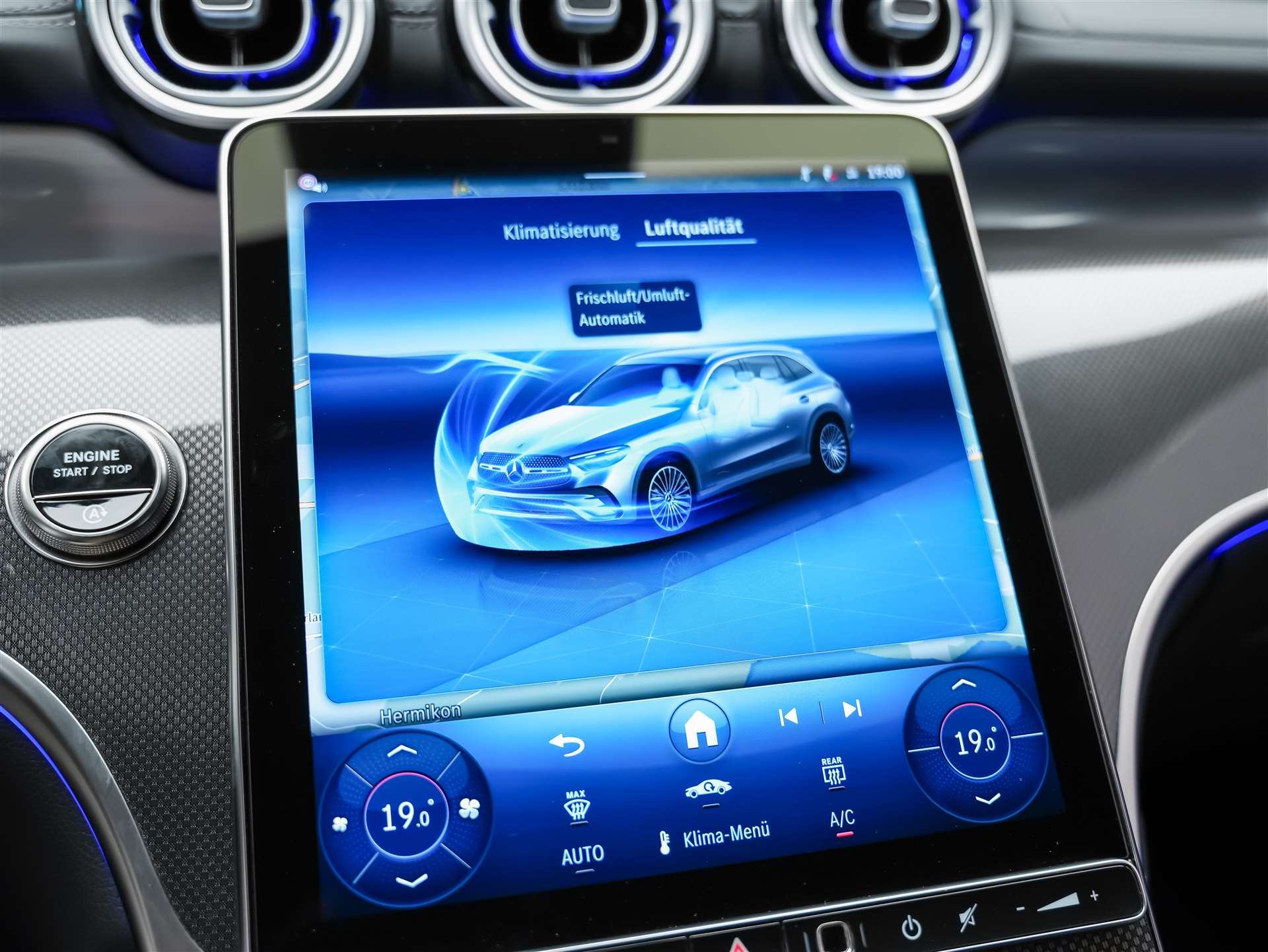 MERCEDES-BENZ GLC 220 d AMG Line 4matic *Digital Light*360° Kamera*Assistenzpaket*-image-29