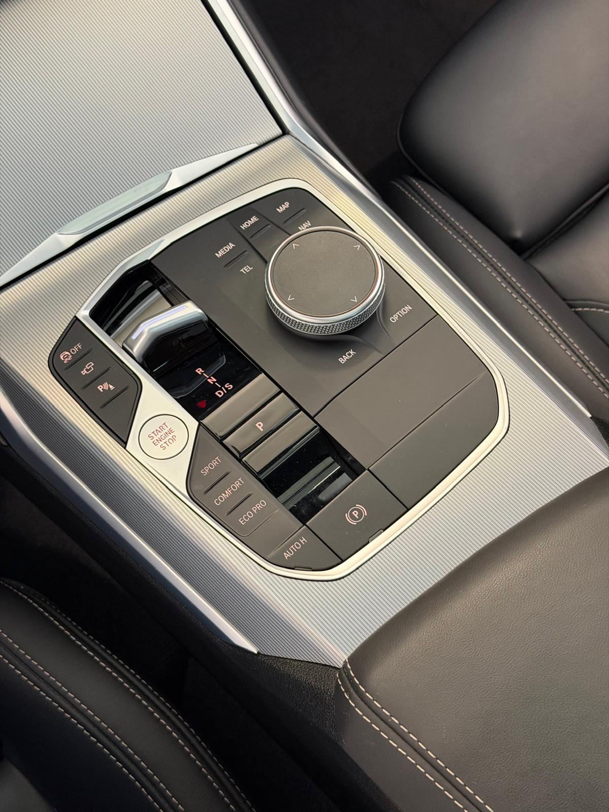 BMW M340i xDrive 48V Touring Steptronic INDIVIDUAL-image-18