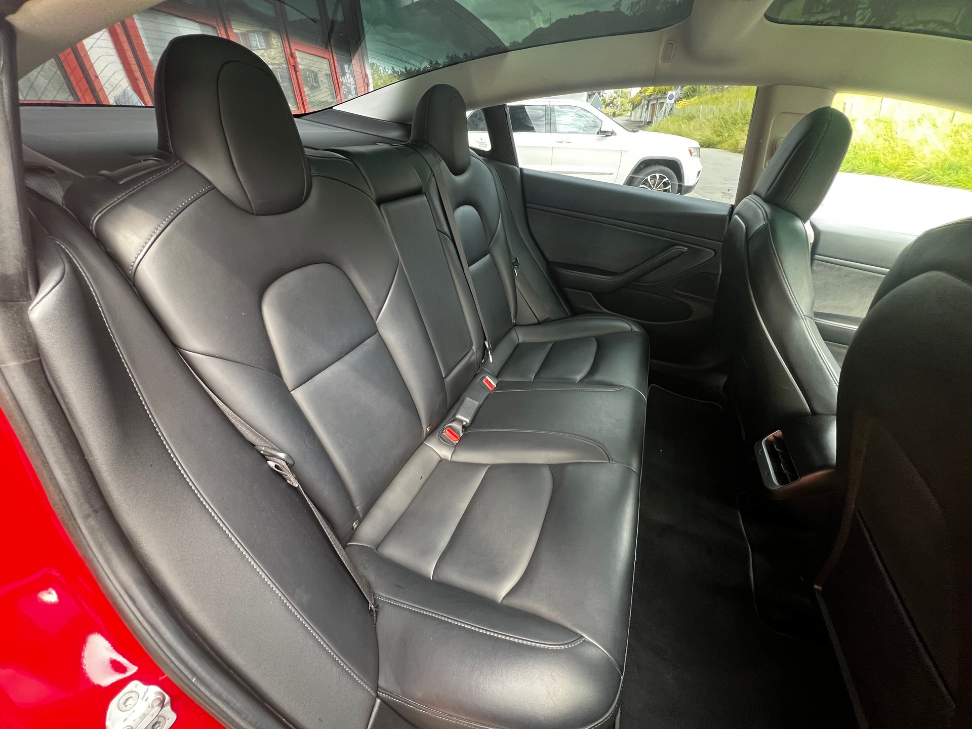 TESLA Model 3 Long Range Dual Motor AWD-image-10