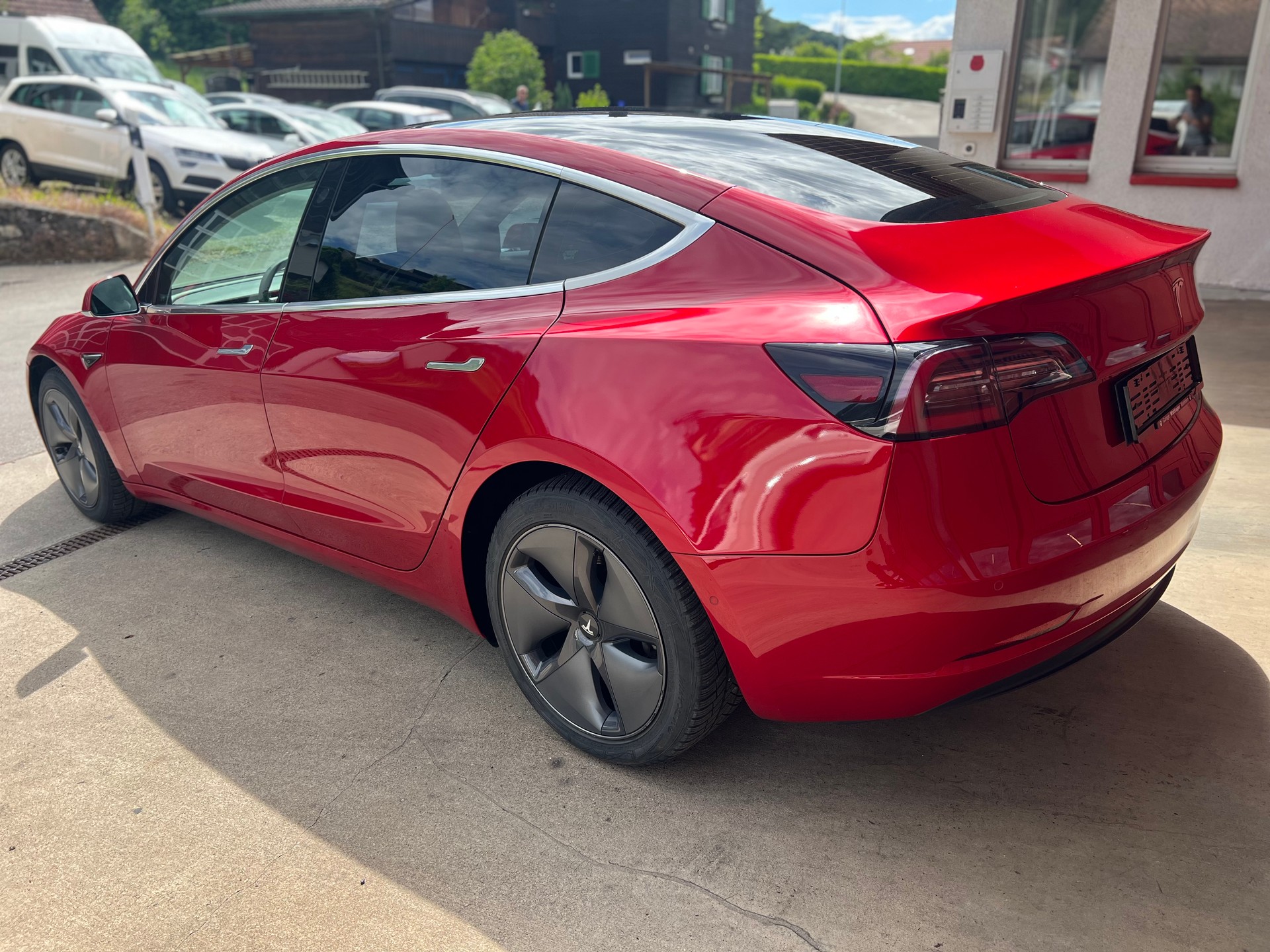 TESLA Model 3 Long Range Dual Motor AWD-image-3