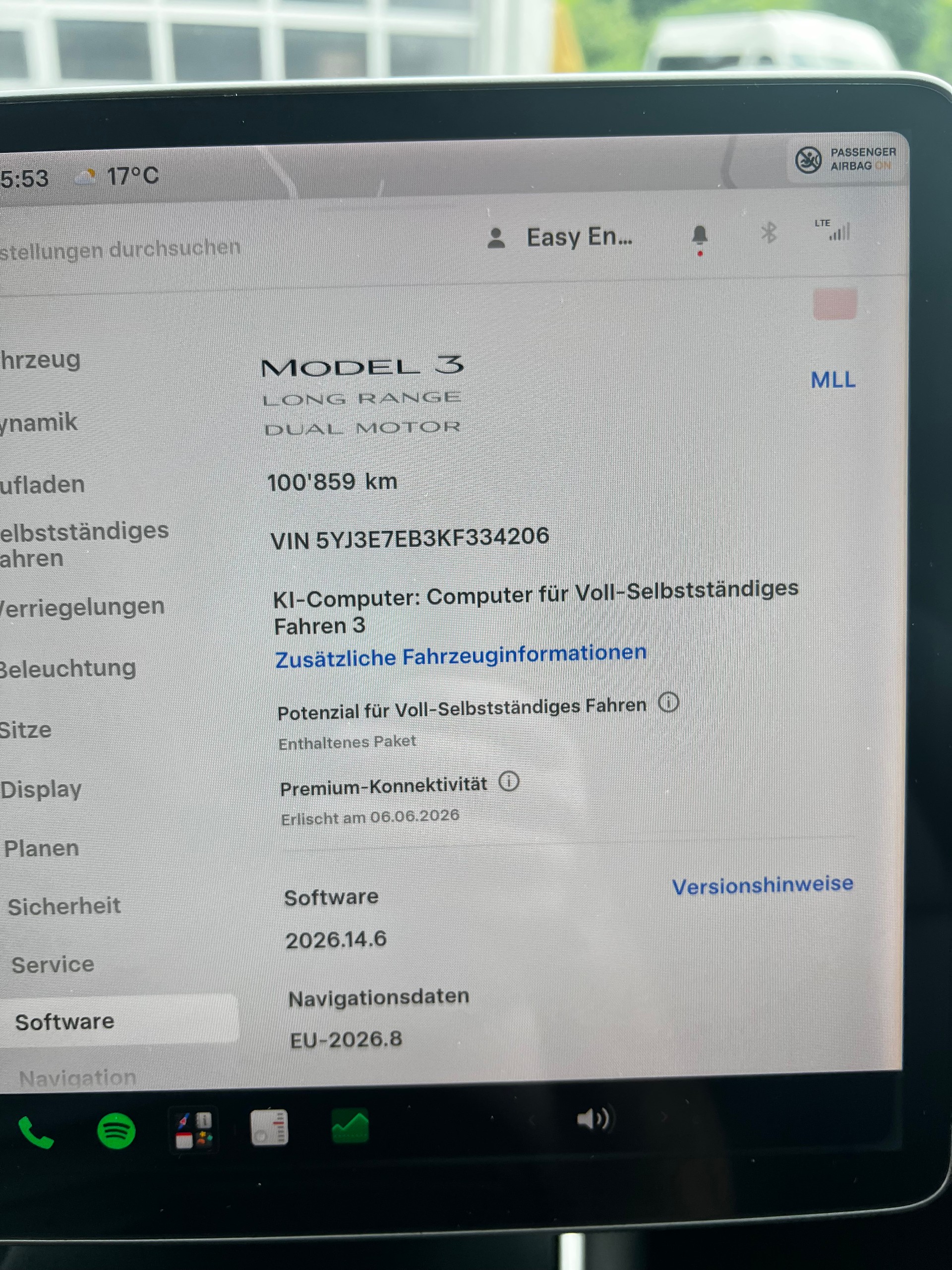 TESLA Model 3 Long Range Dual Motor AWD-image-15