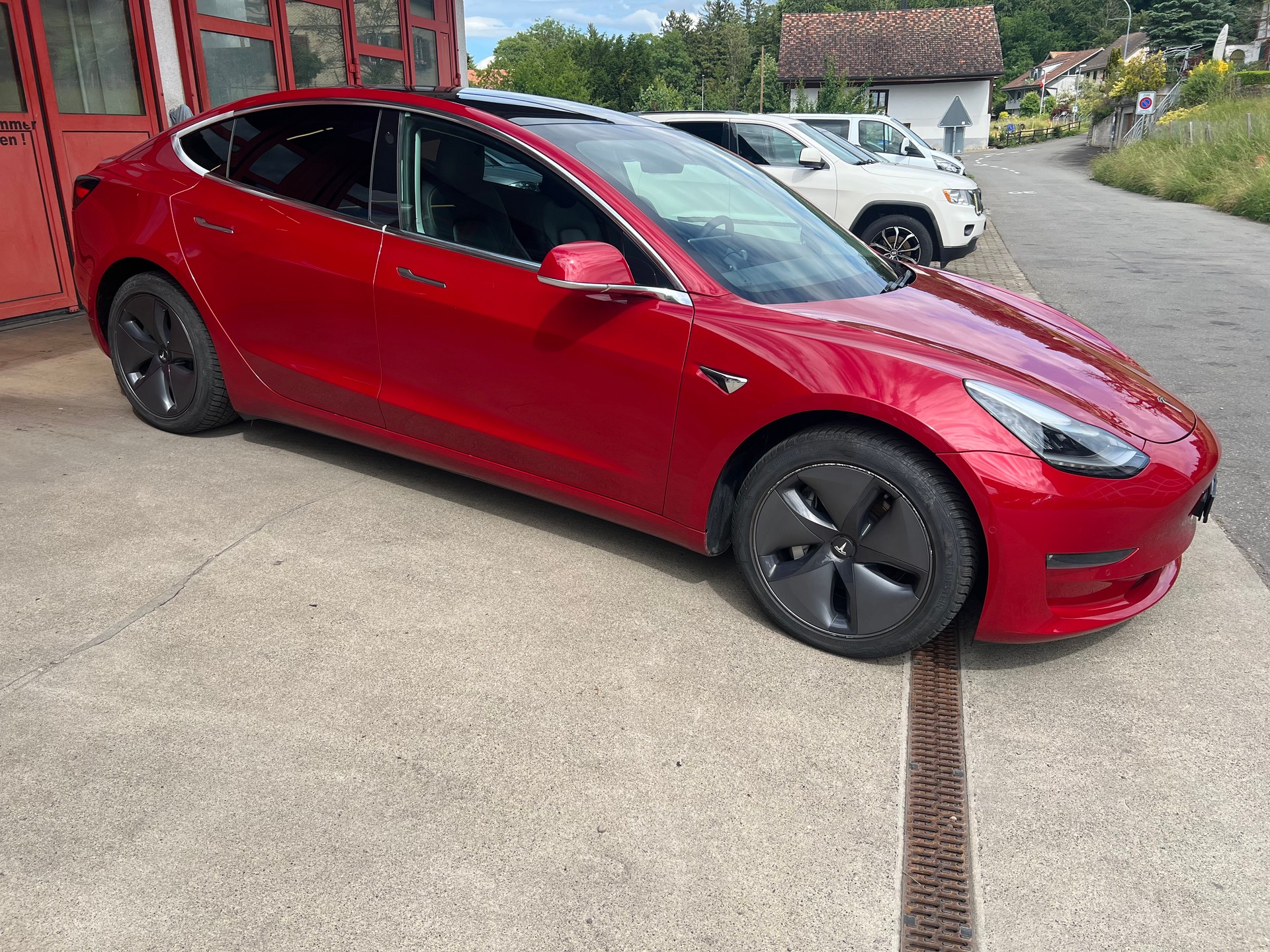 TESLA Model 3 Long Range Dual Motor AWD-image-7