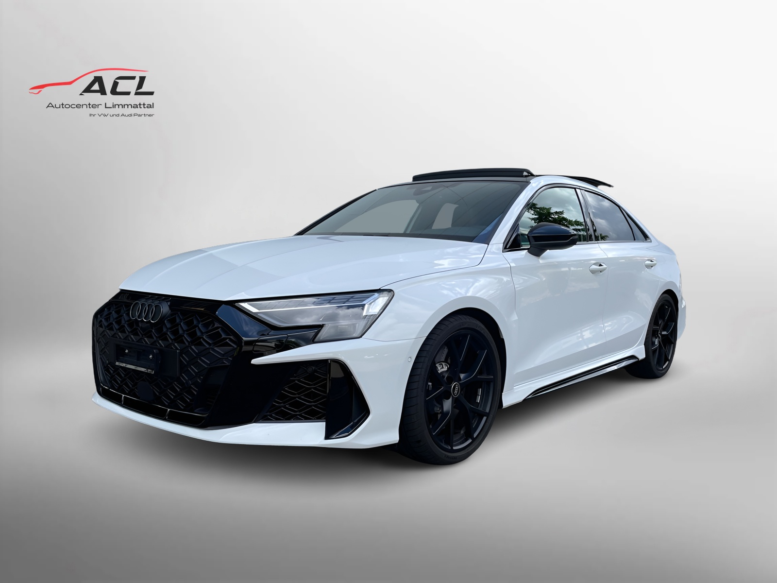 AUDI RS3 Limousine 2.5 TSI quattro S-tronic-image-0