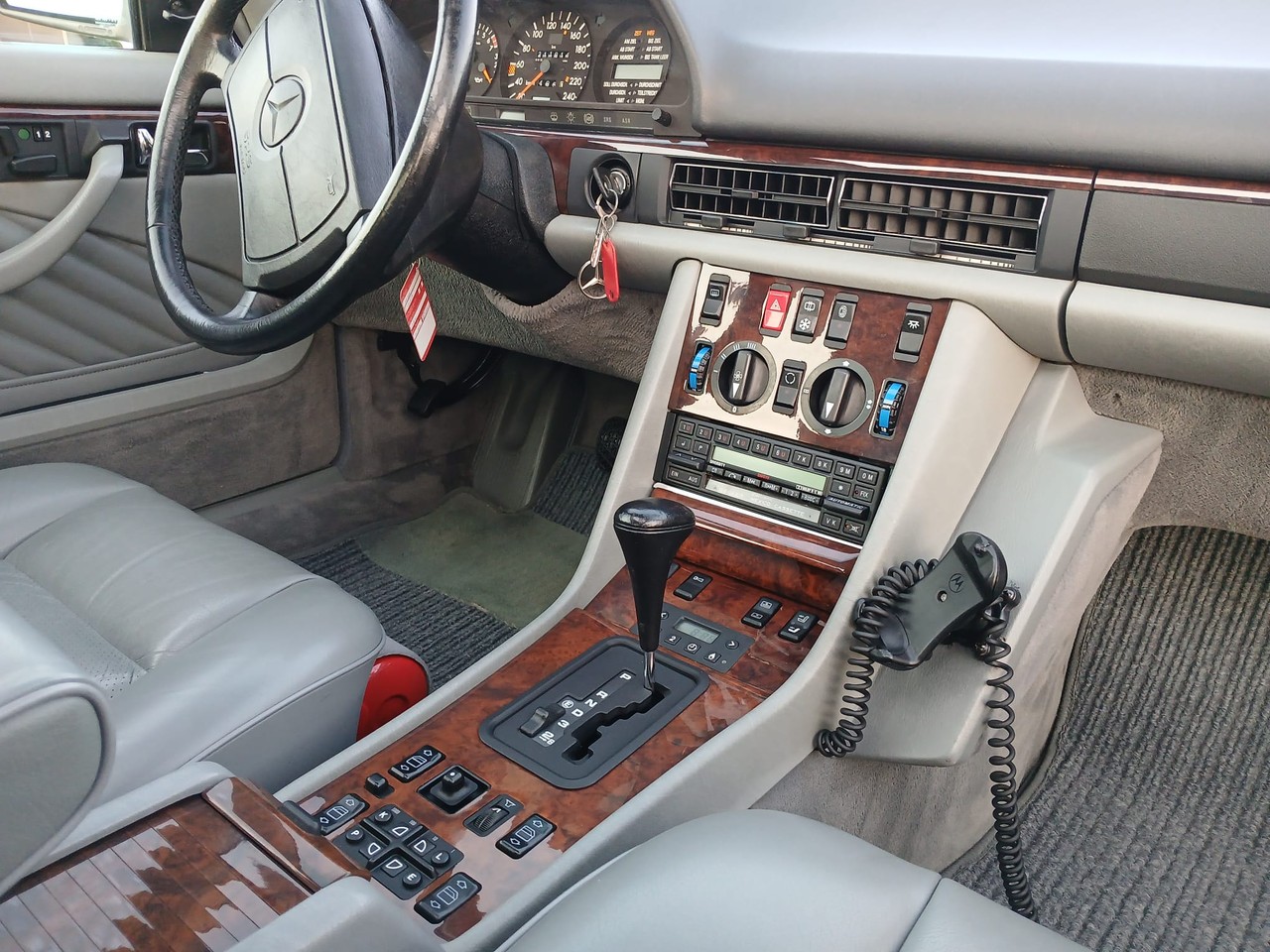 MERCEDES-BENZ 500 SEC Automatic-image-10