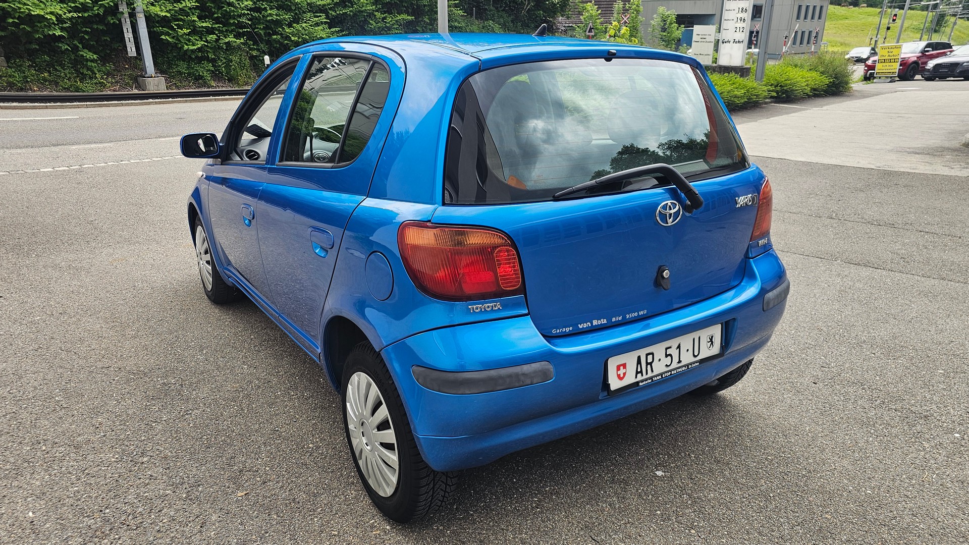 TOYOTA Yaris 1.3 Linea Luna-image-6