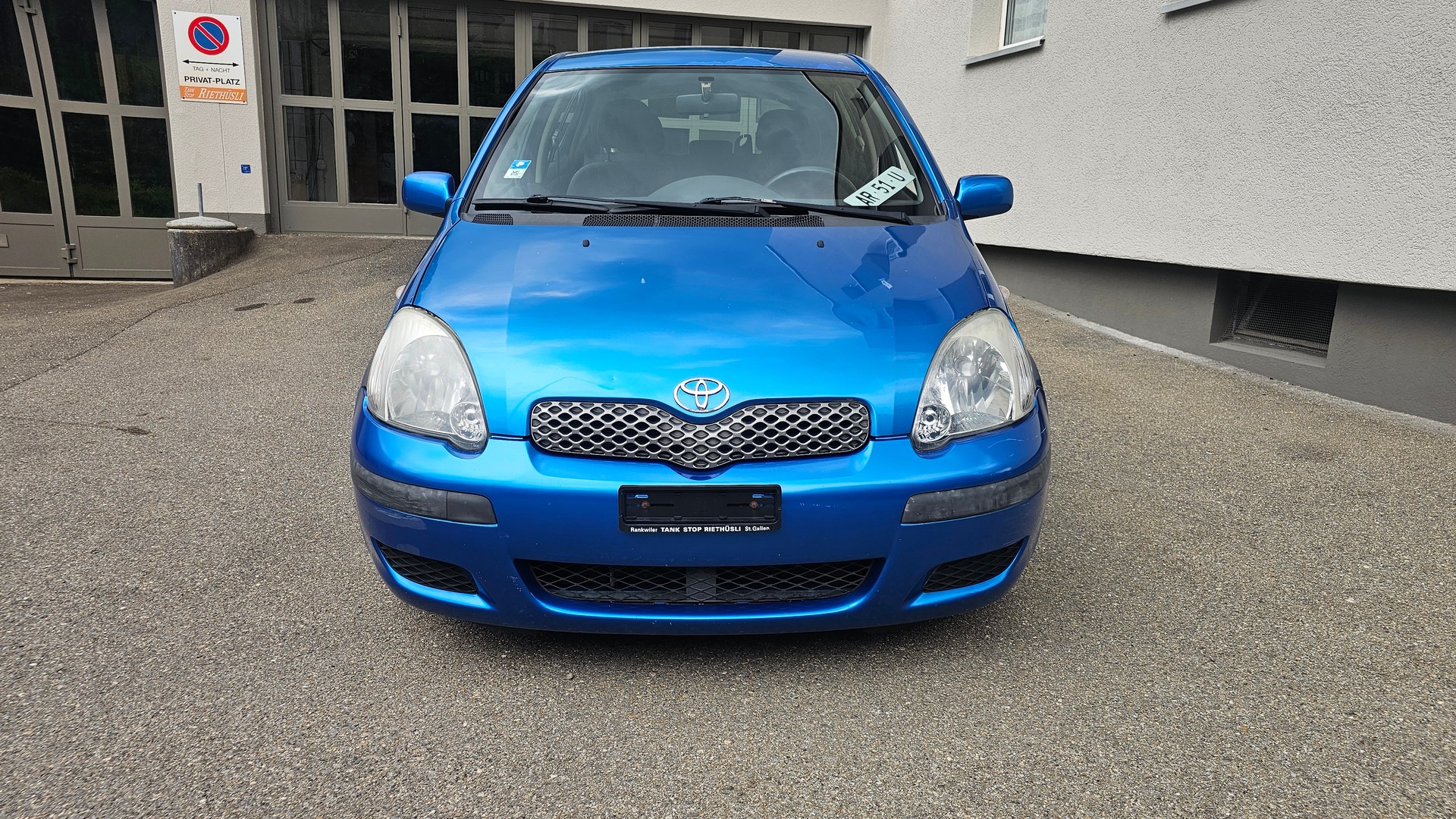TOYOTA Yaris 1.3 Linea Luna-image-1