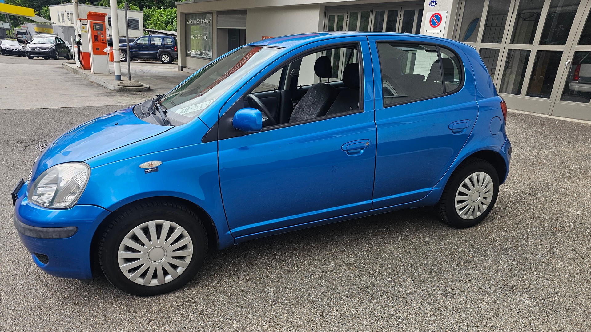 TOYOTA Yaris 1.3 Linea Luna-image-7