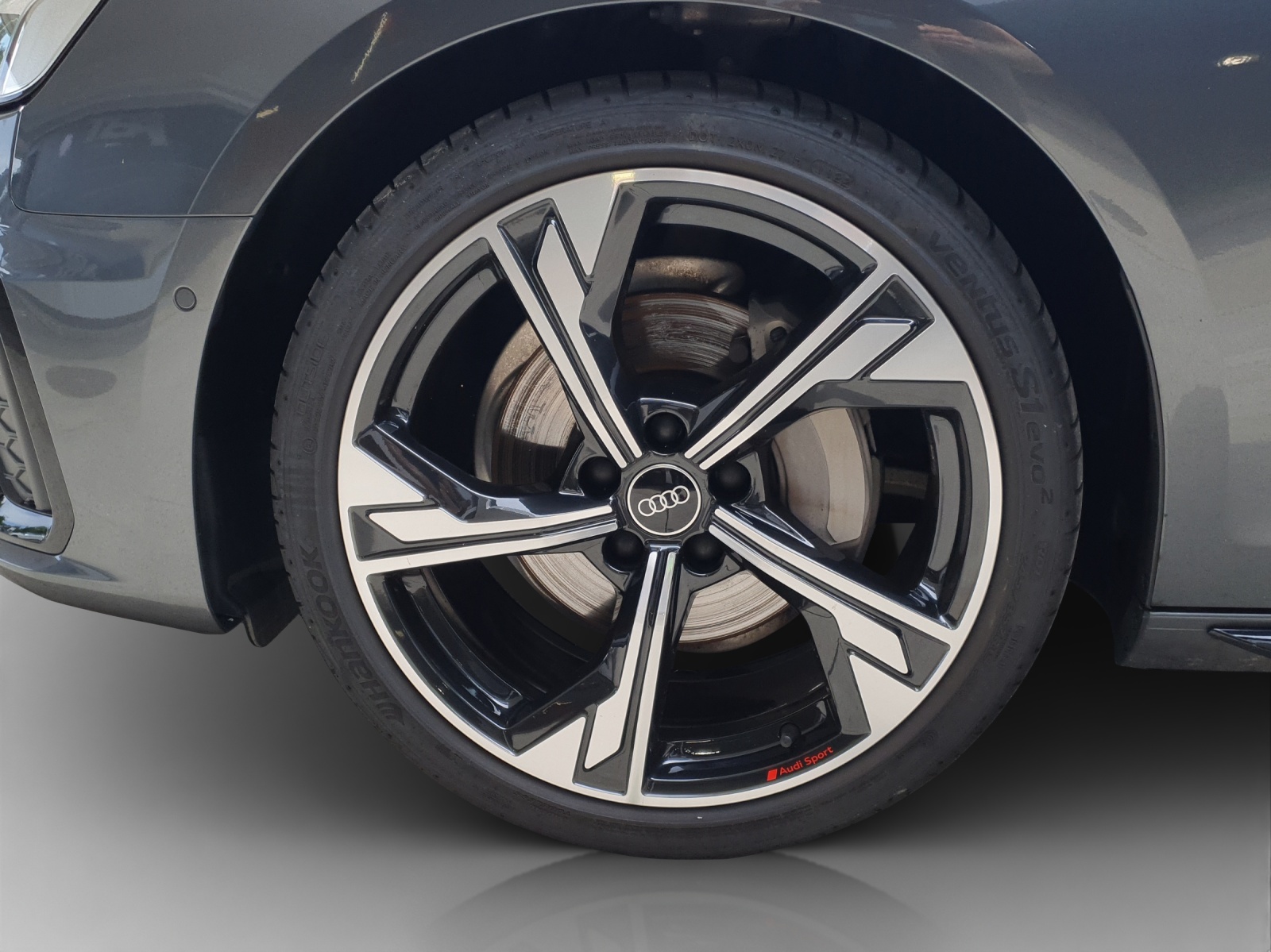 AUDI A4 Avant 40 TFSI S line S-tronic quattro-image-13