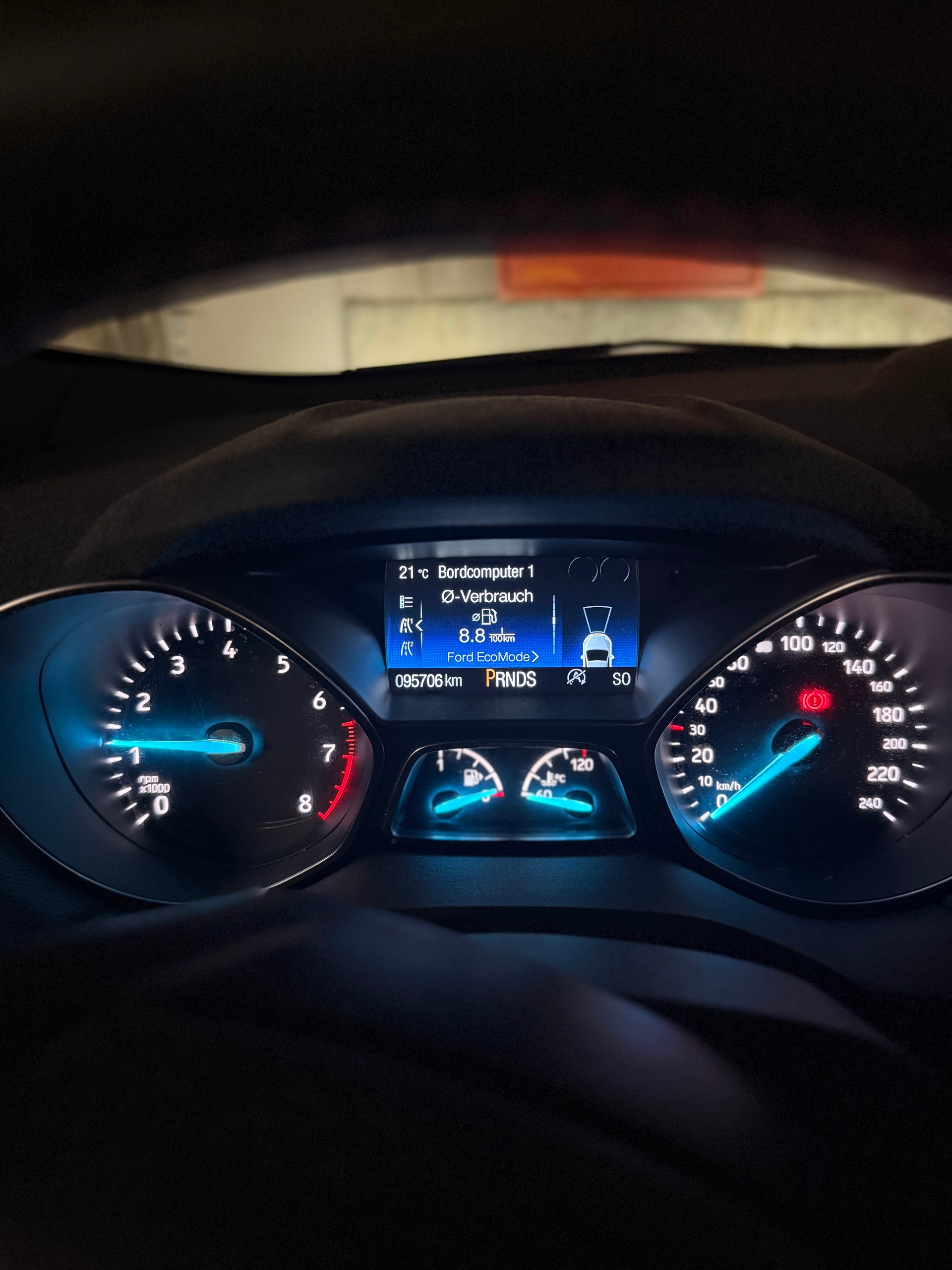 FORD 1.5 EcoB 176 ST-Line-image-2