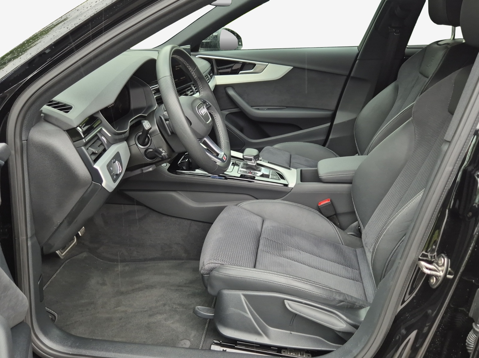 AUDI A4 Avant 45 TFSI S line S-tronic quattro-image-7