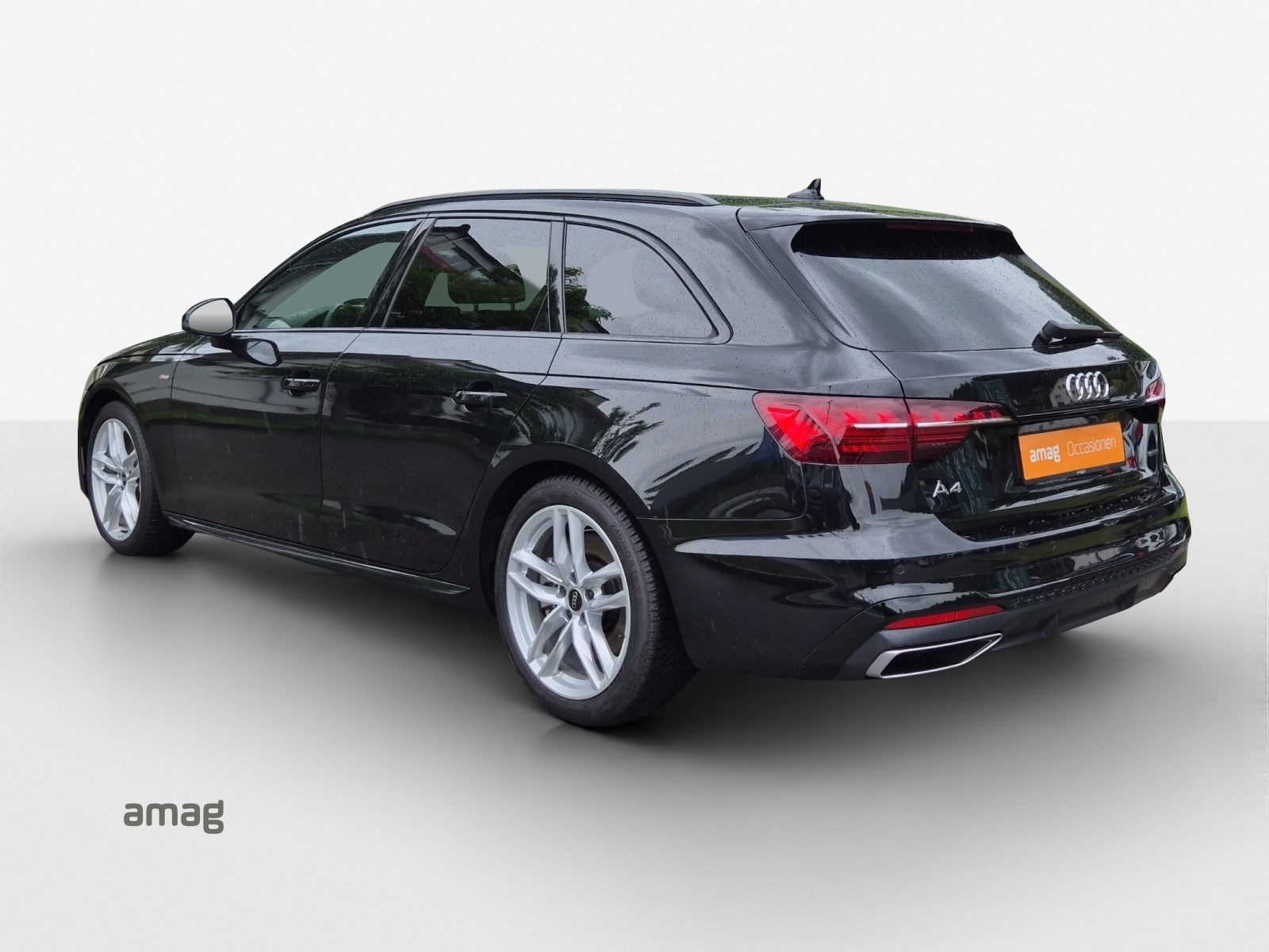 AUDI A4 Avant 45 TFSI S line S-tronic quattro-image-2
