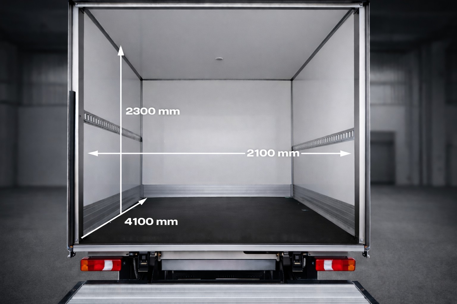 IVECO 35S16H A8 "caisse déménageuse"-image-1