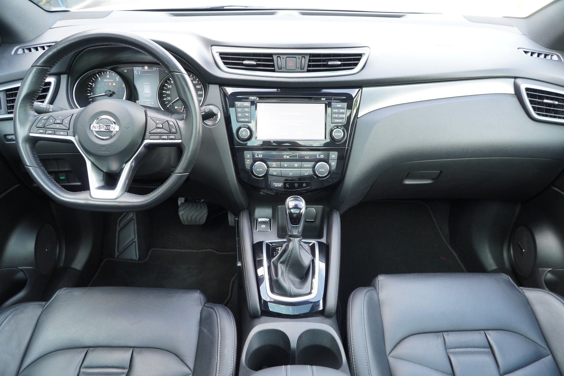 NISSAN Qashqai 1.2 DIG-T tekna+ Xtronic CVT-image-10