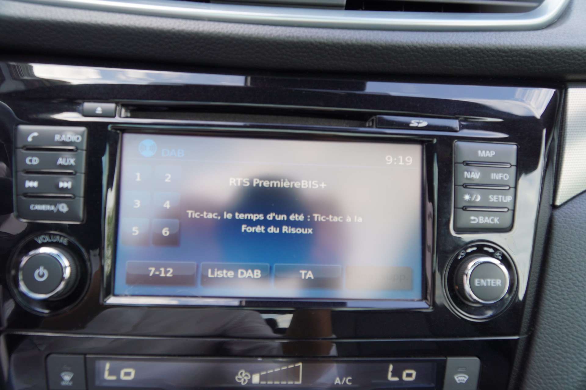 NISSAN Qashqai 1.2 DIG-T tekna+ Xtronic CVT-image-14