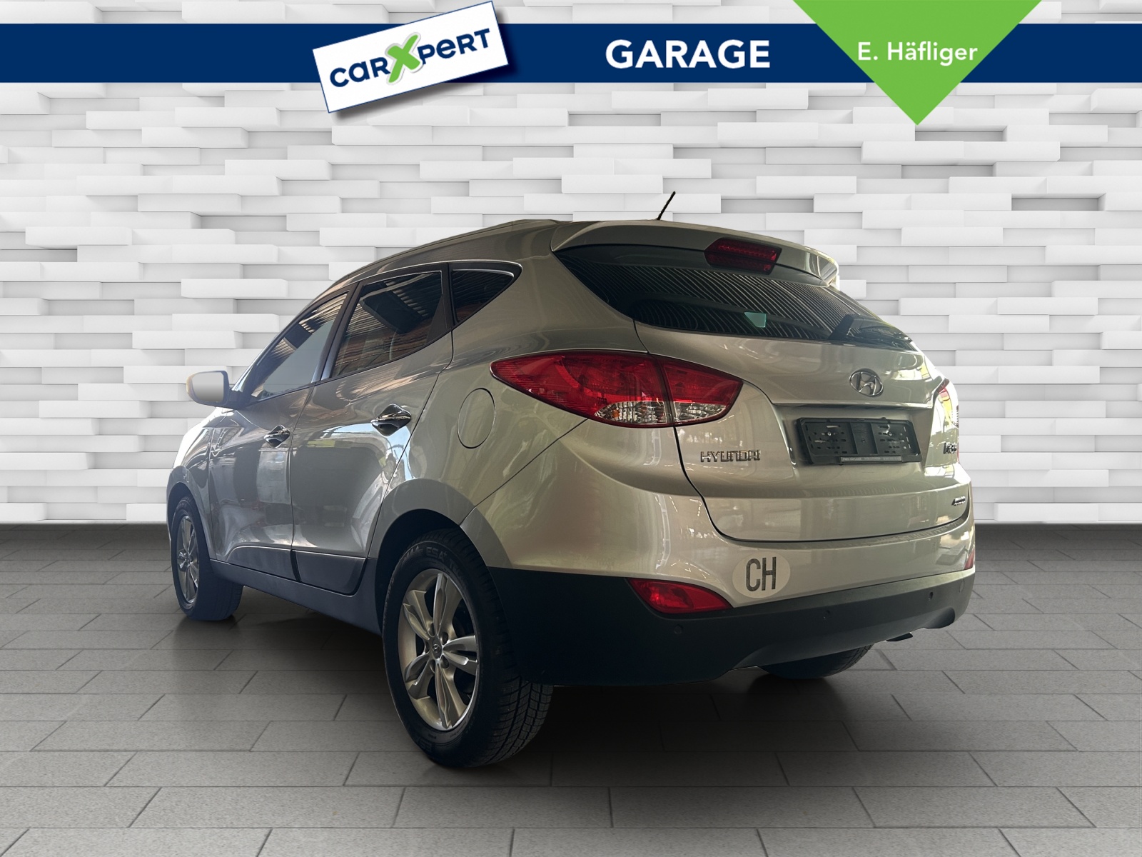 HYUNDAI iX 35 2.0 Comfort 4WD-image-4