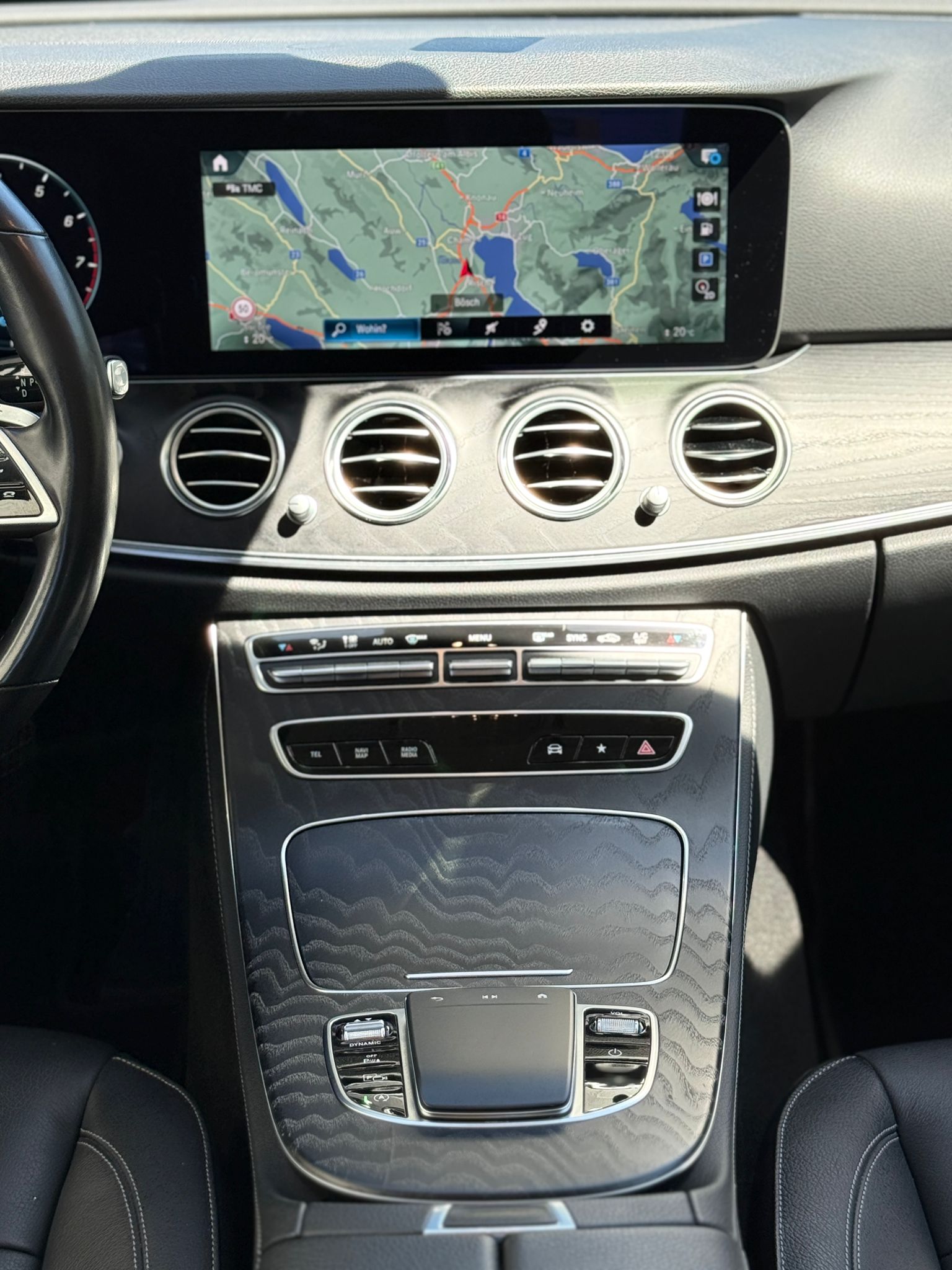 MERCEDES-BENZ E 200 Avantgarde 4matic-image-15