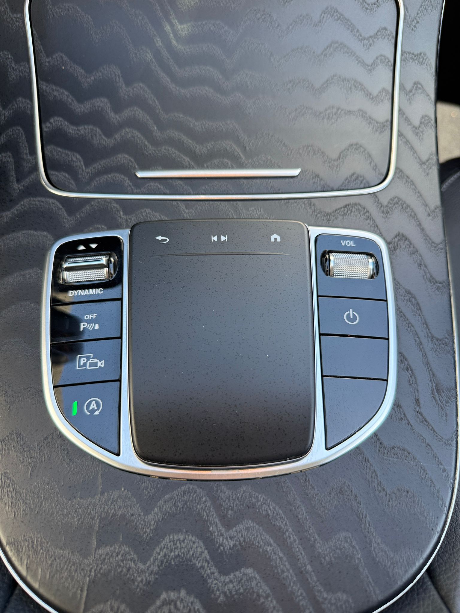 MERCEDES-BENZ E 200 Avantgarde 4matic-image-17