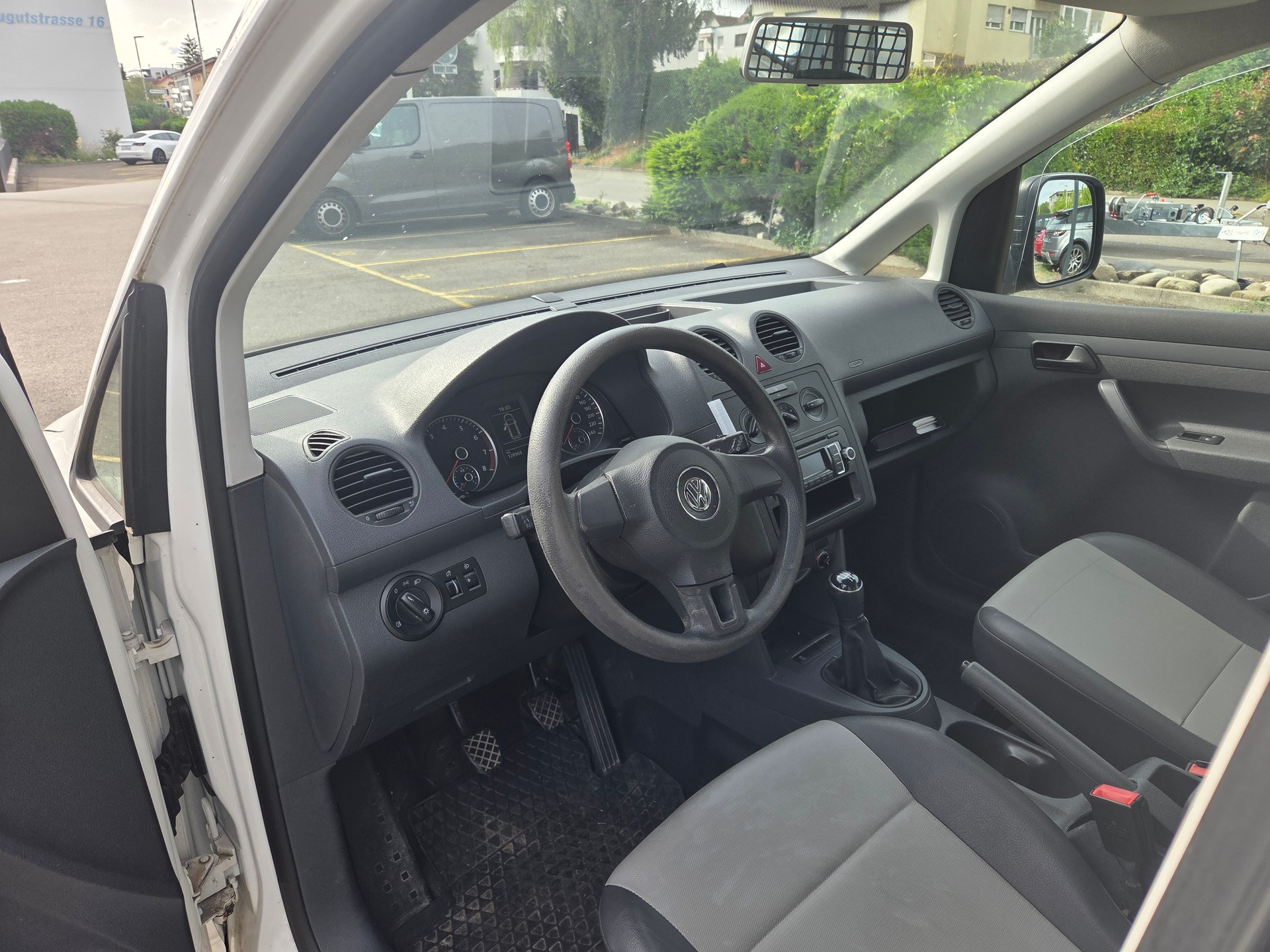 VW Caddy Maxi 2.0 EcoFuel-image-9