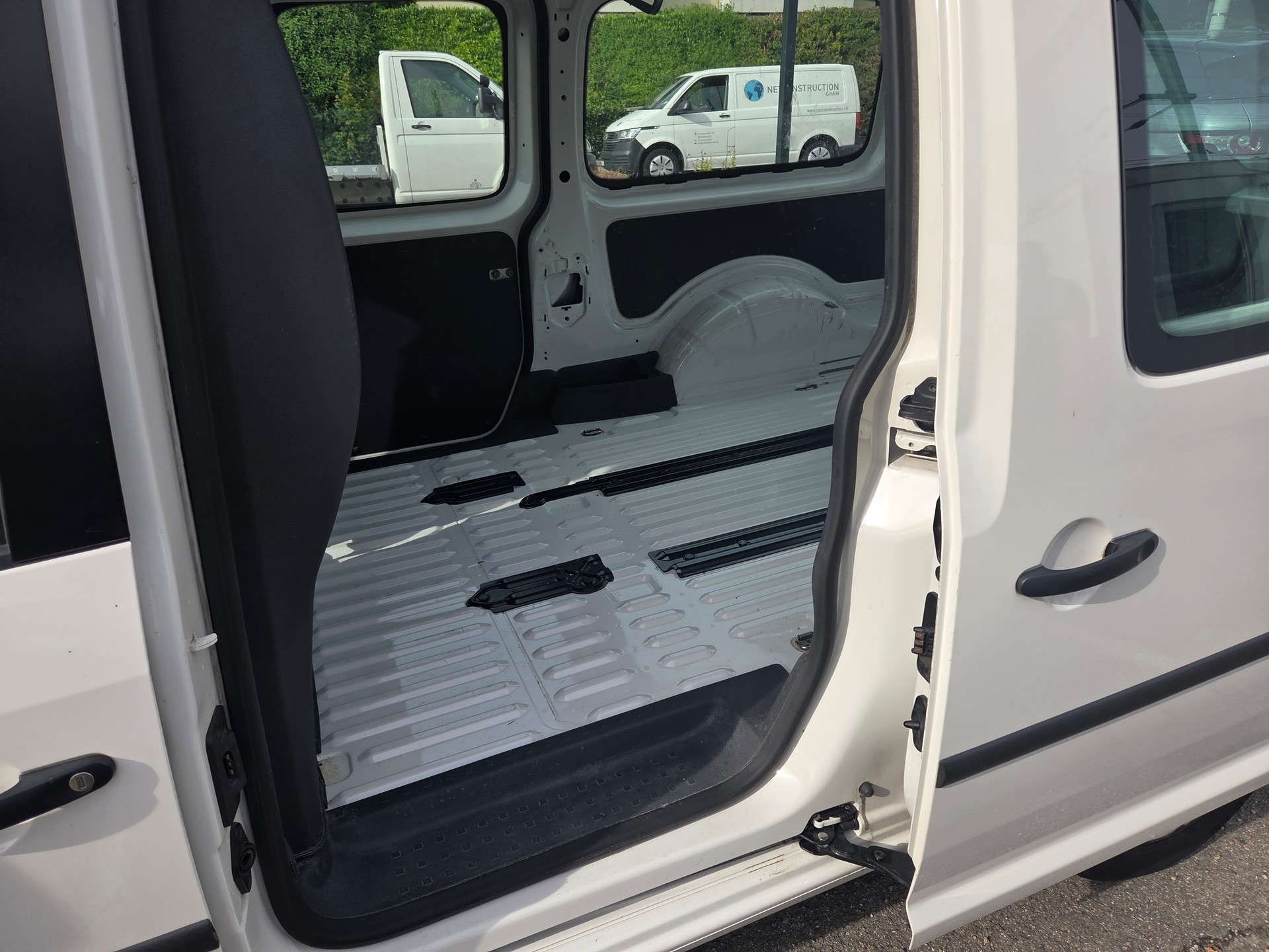 VW Caddy Maxi 2.0 EcoFuel-image-10