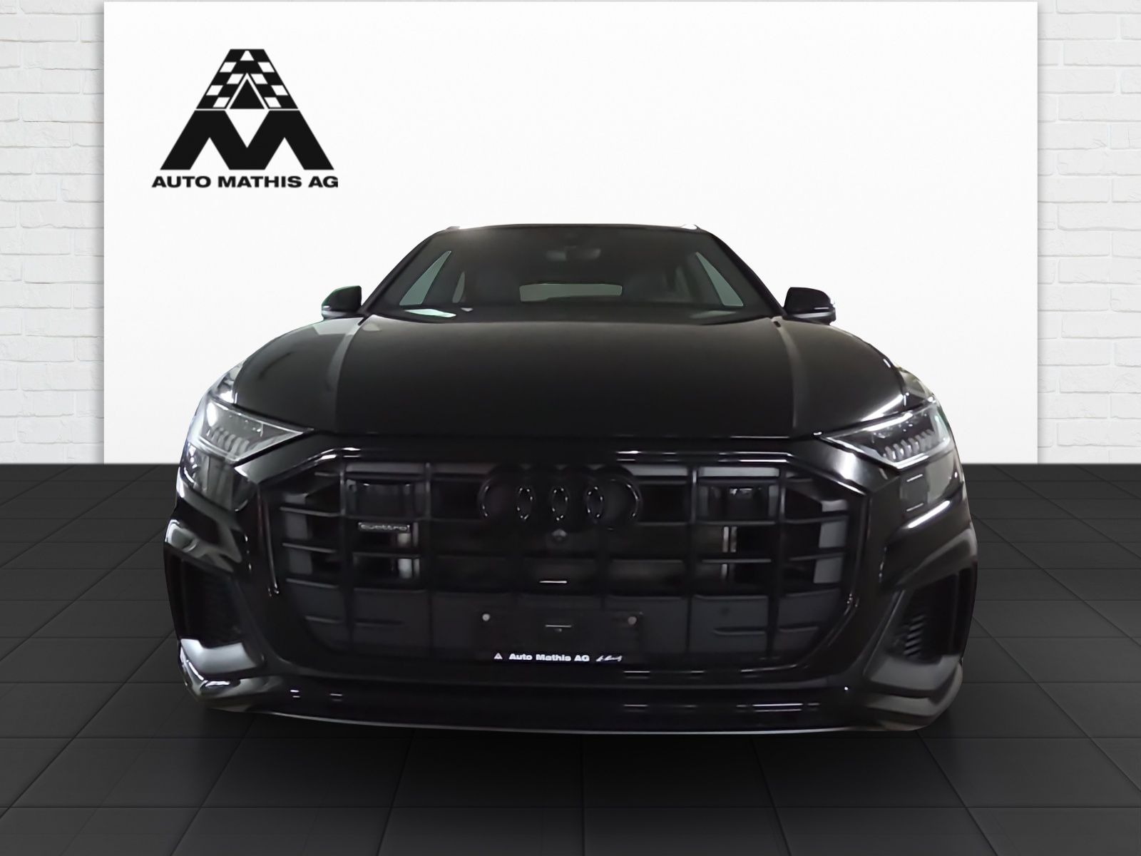 AUDI Q8 55 TFSI e quattro PHEV tiptronic-image-1