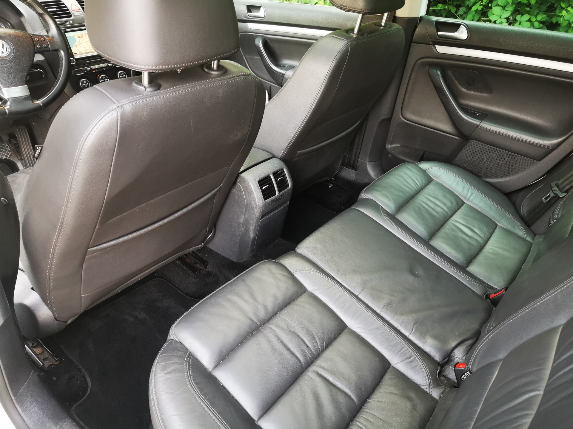 VW Golf Variant 1.9 TDI Comfortline 4Motion-image-7