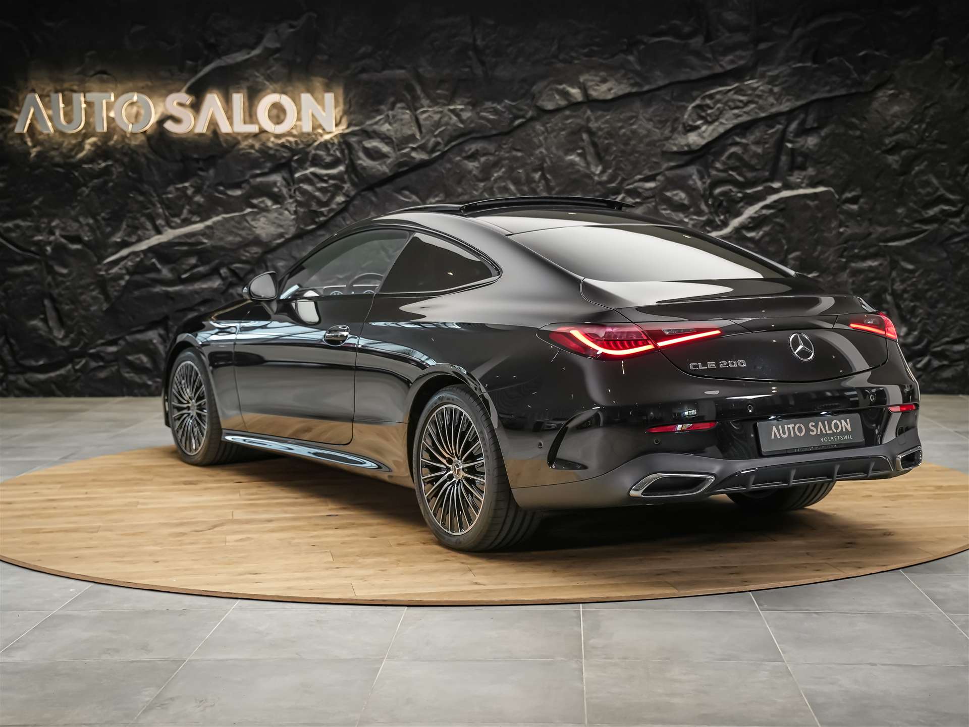 MERCEDES-BENZ CLE 200 Coupé AMG Line 9G-Tronic *Werksgarantie*Panorama*360°Kamera*Abstandsregler*-showroom-element-3