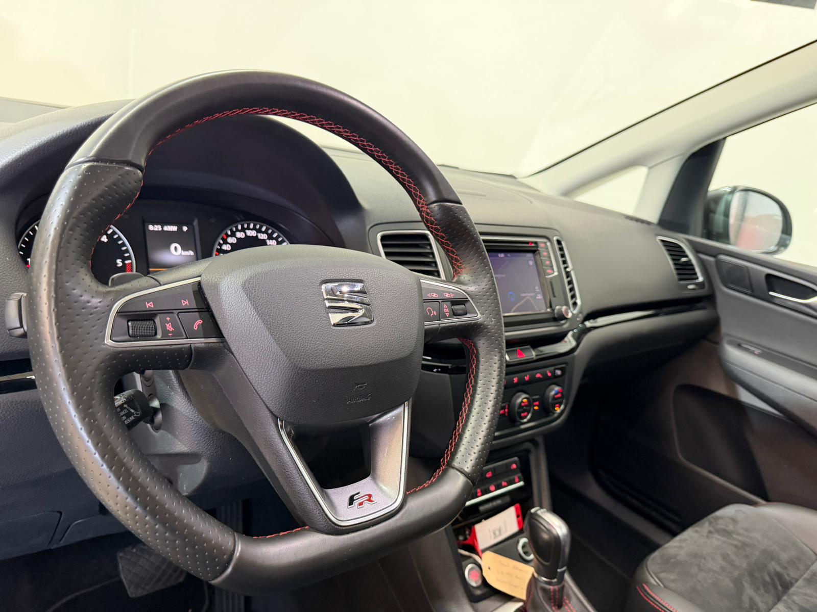 SEAT Alhambra 2.0 TDI Hola FR DSG-image-5