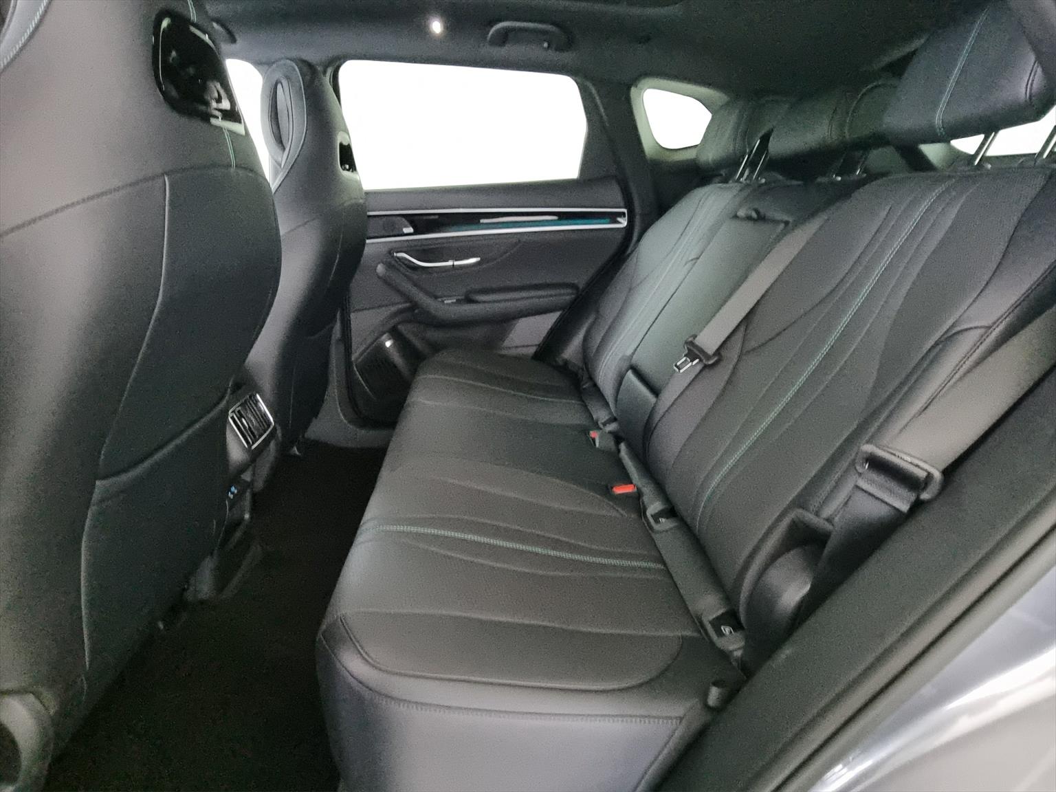 BYD Seal U DM-i Boost FWD-image-6