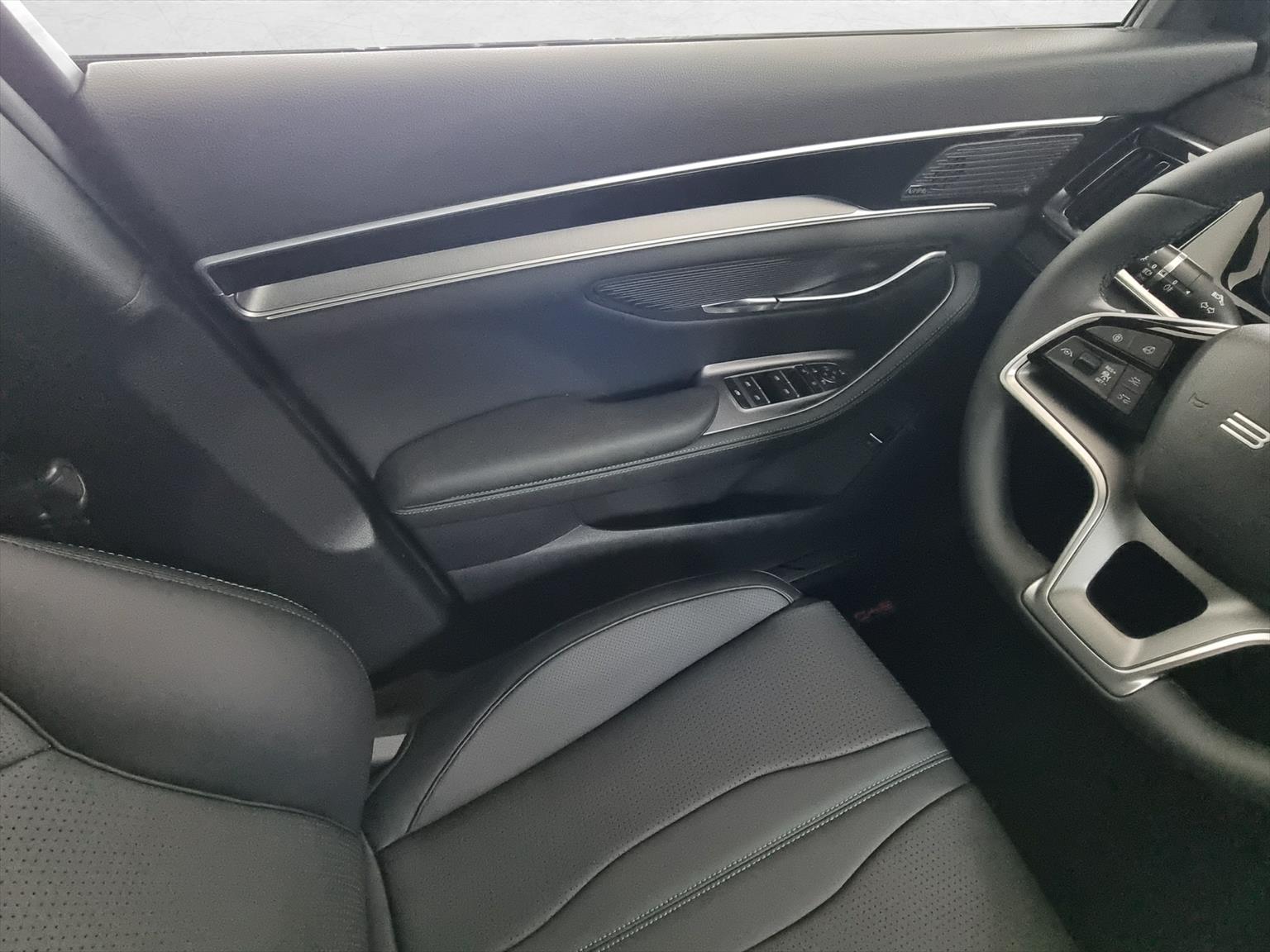 BYD Seal U DM-i Boost FWD-image-11