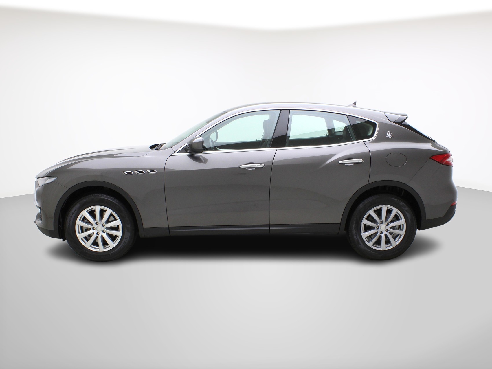 MASERATI Levante 3.0 V6 D-image-2
