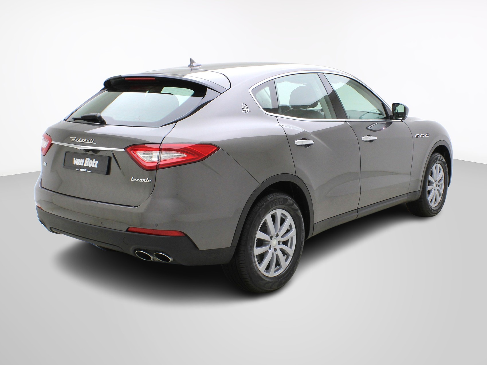 MASERATI Levante 3.0 V6 D-image-4