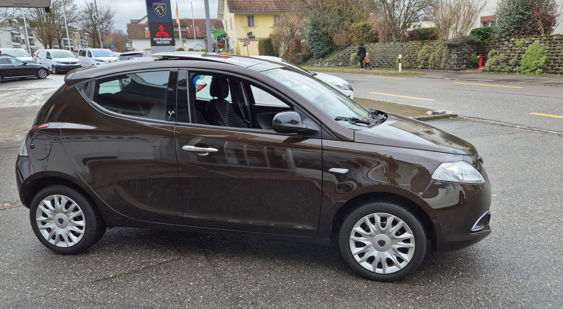 LANCIA Ypsilon Platinum Automat mit MFK-image-3