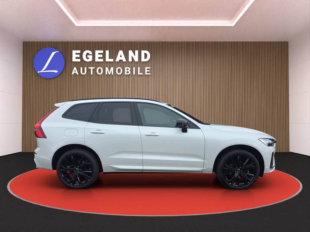 VOLVO XC60 2.0 B5 MH Plus Black Edition AWD-image-7