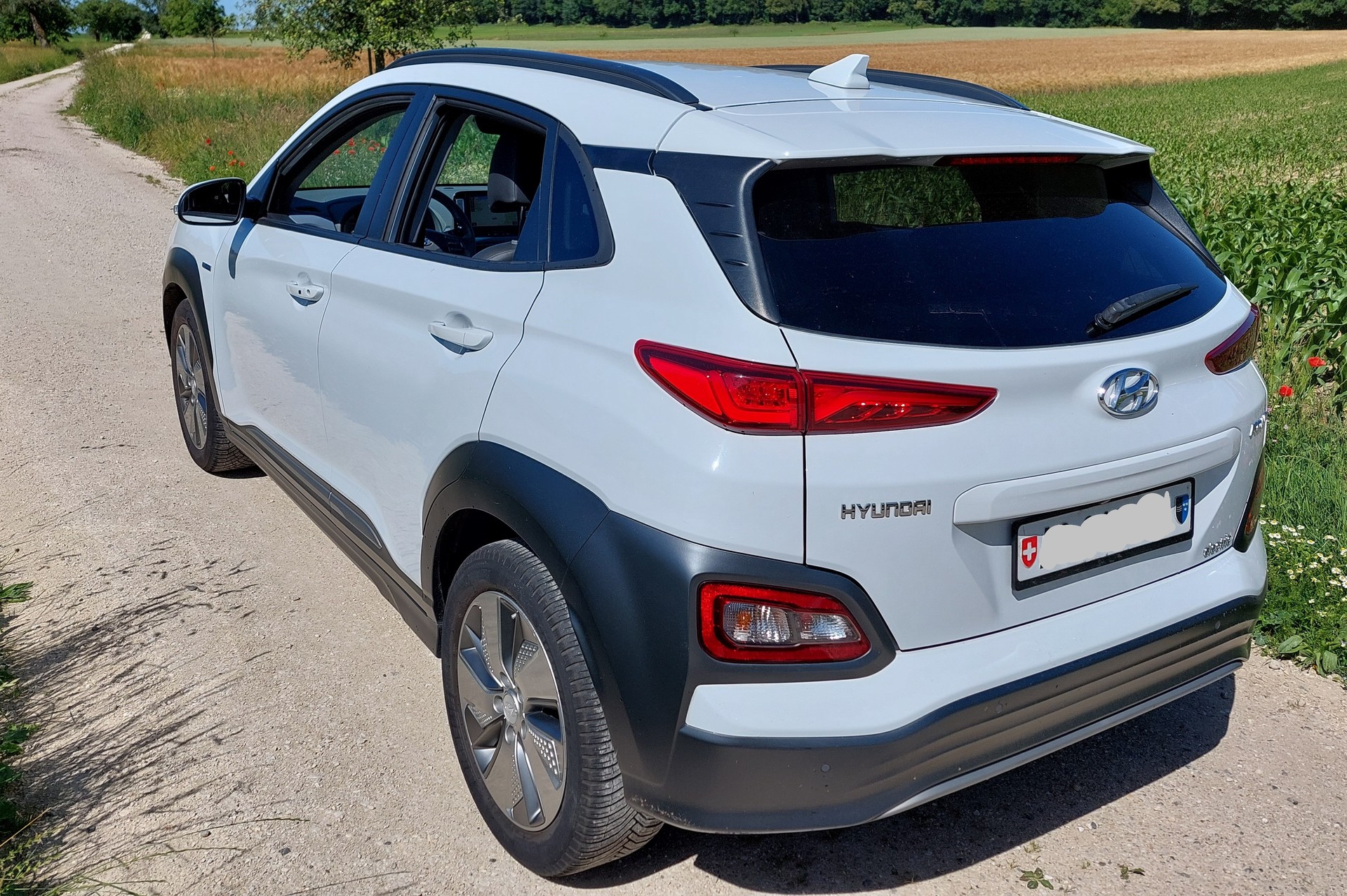 HYUNDAI Kona EV Vertex 64 kWh 480Km-image-2
