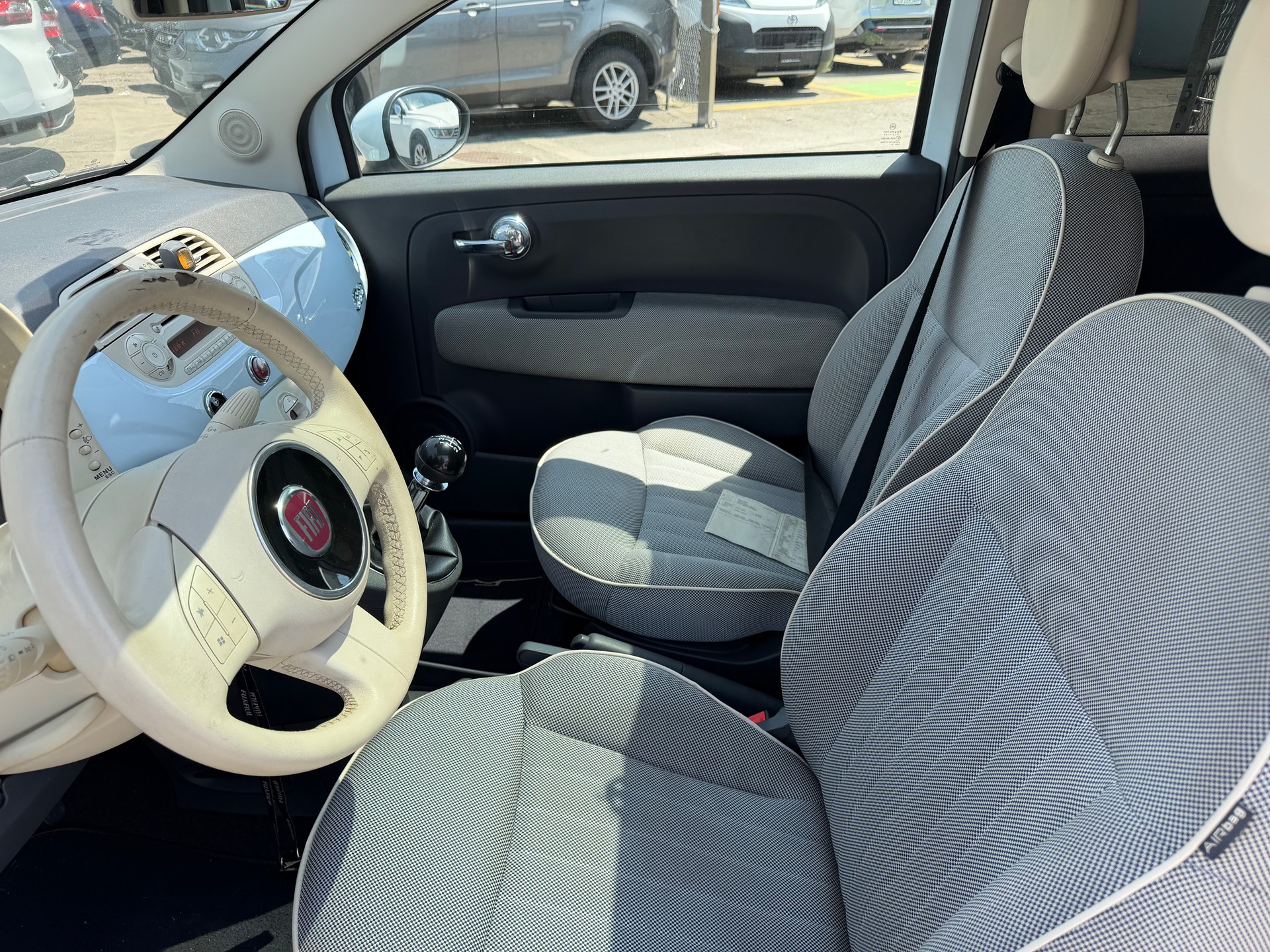 FIAT 500 1.3 JTD Lounge-image-8