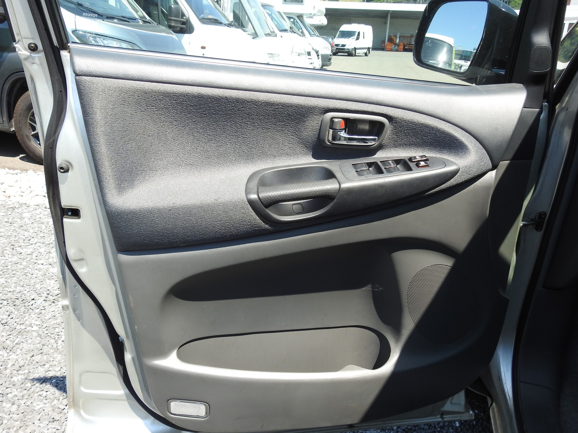 TOYOTA Previa 2.4 Linea Sol-image-10