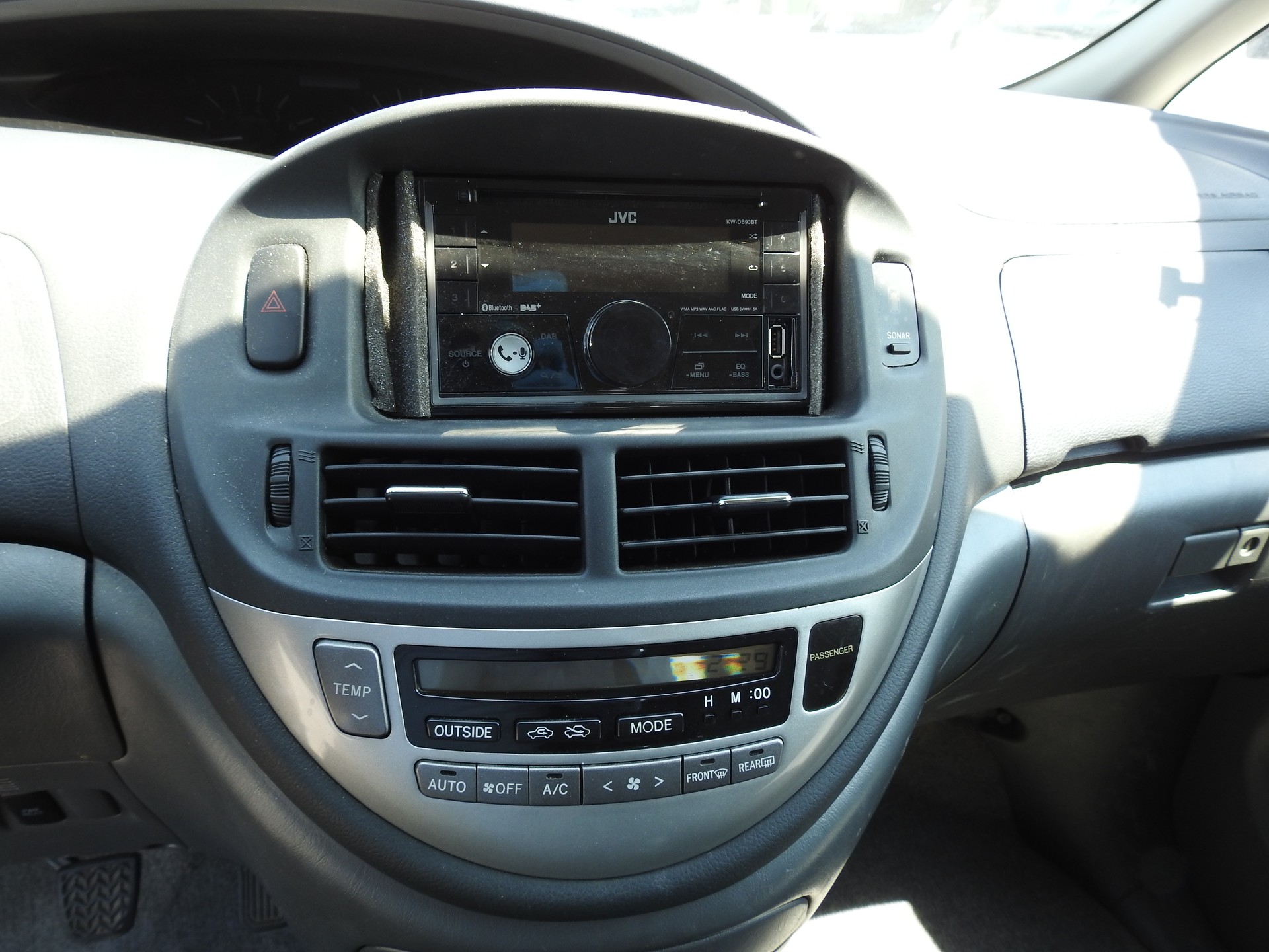 TOYOTA Previa 2.4 Linea Sol-image-22
