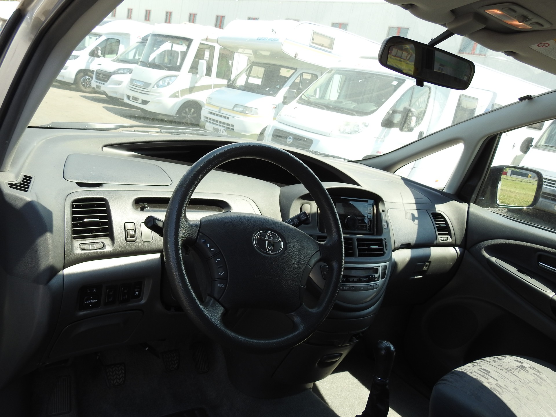 TOYOTA Previa 2.4 Linea Sol-image-11