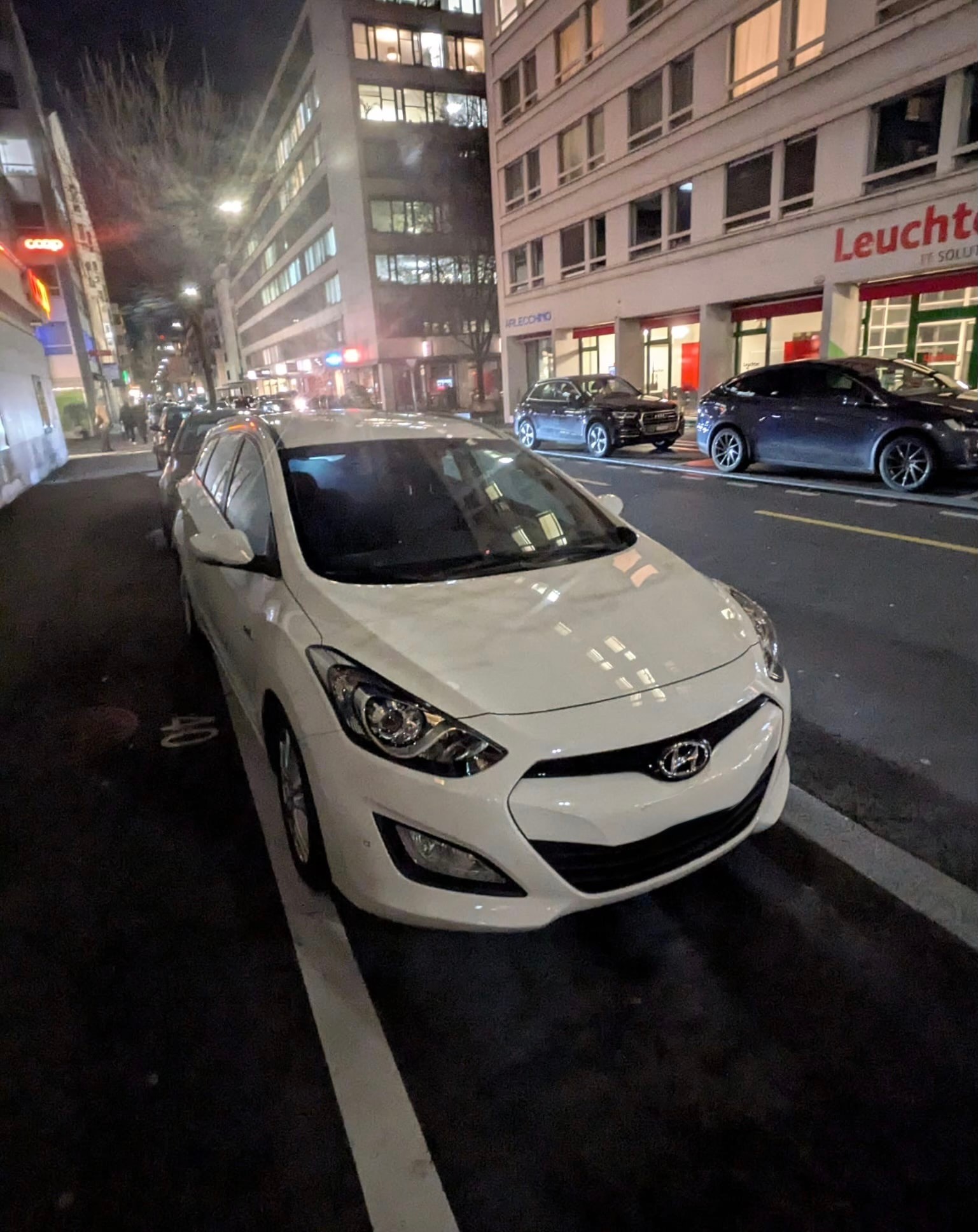 HYUNDAI 1.6 GDi Style-image-0