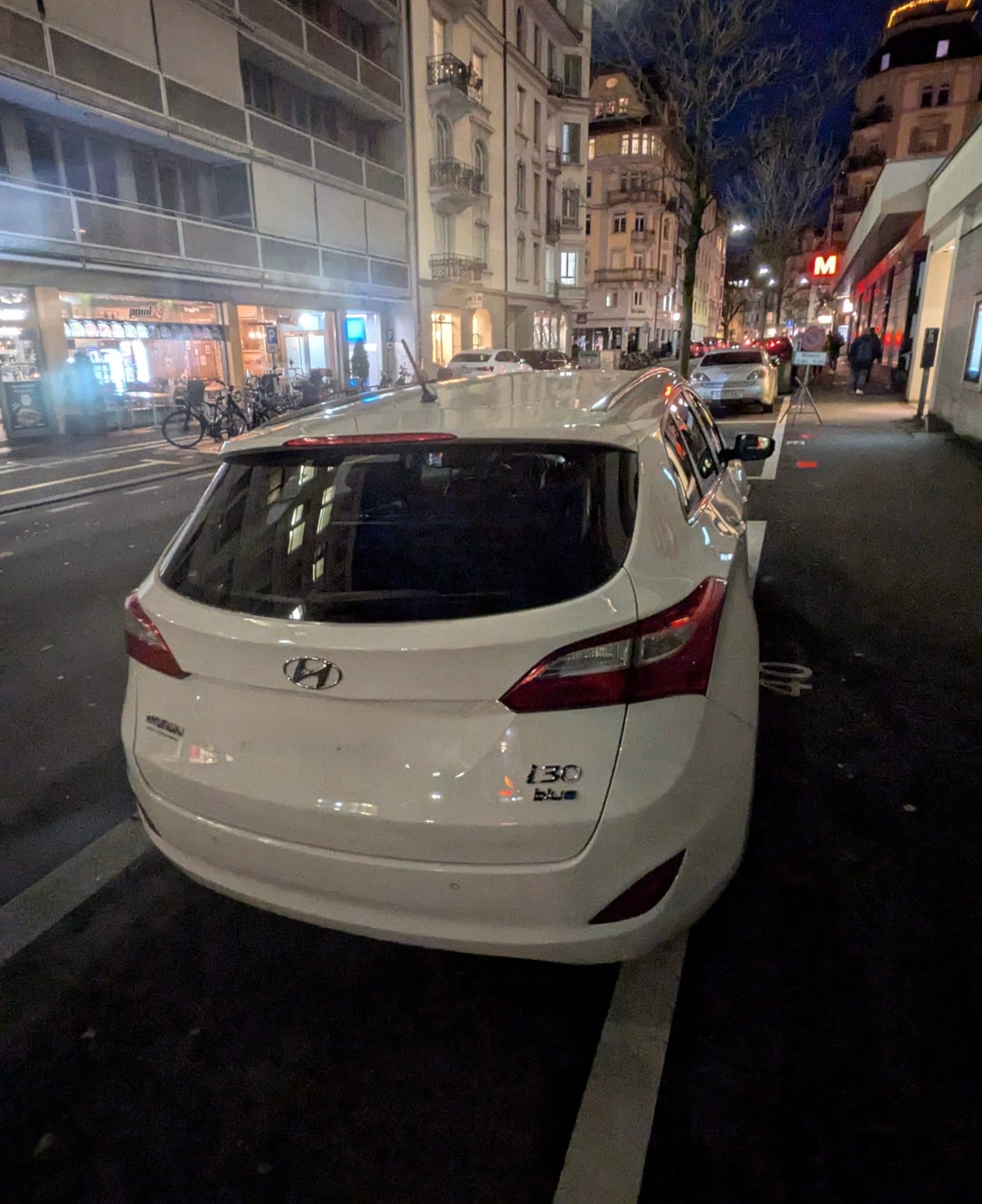 HYUNDAI 1.6 GDi Style-image-1