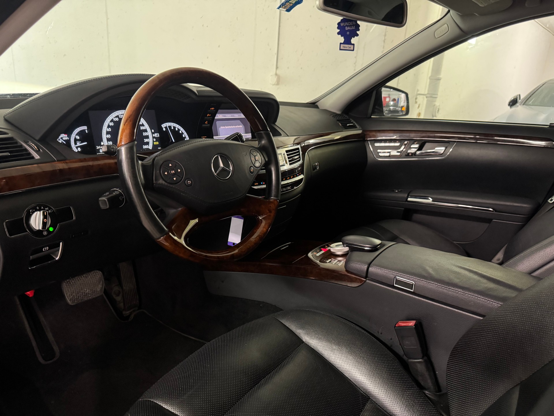 MERCEDES-BENZ S 350 L BlueEfficiency SS 4Matic 7G-Tronic-image-7