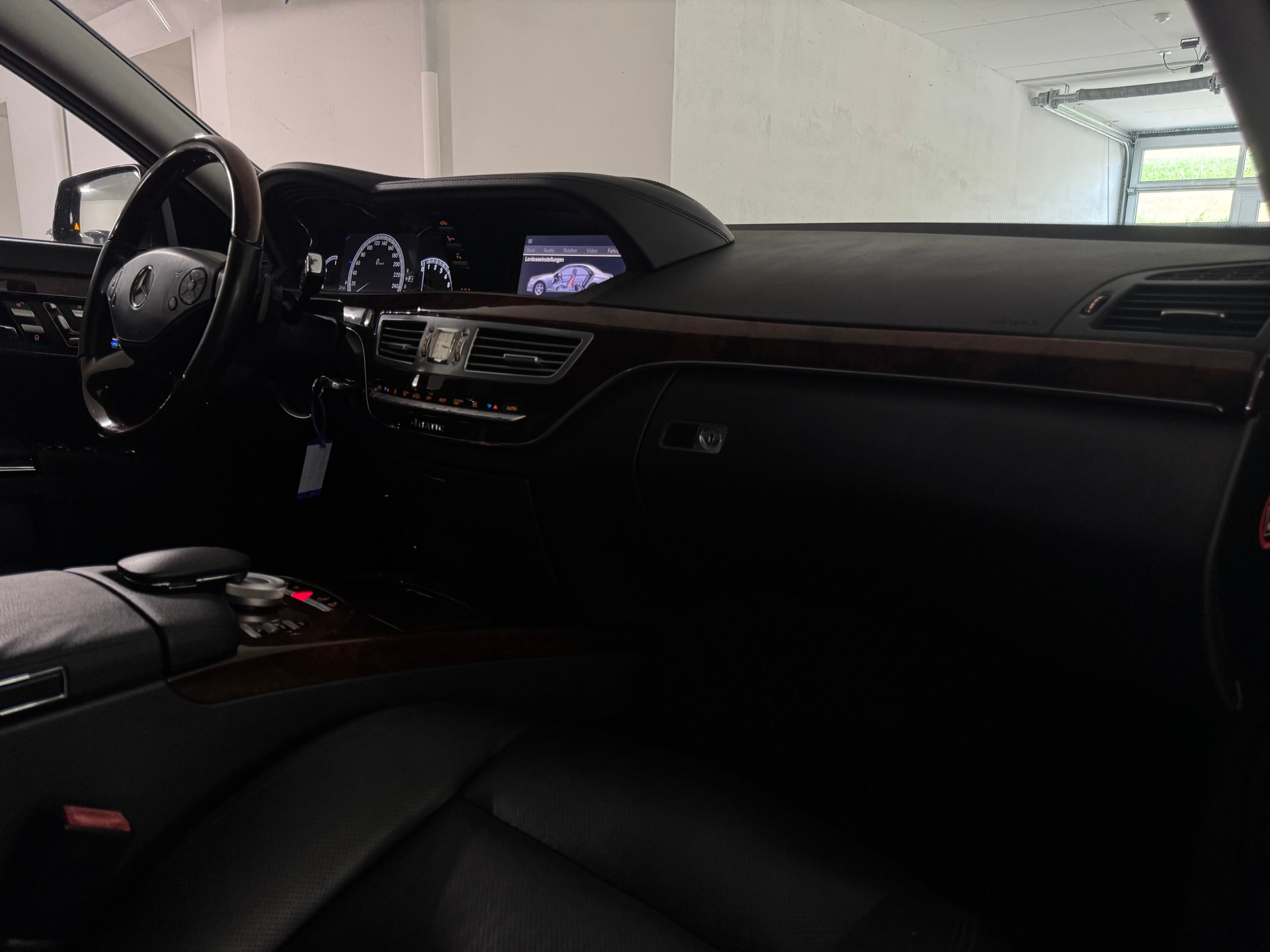 MERCEDES-BENZ S 350 L BlueEfficiency SS 4Matic 7G-Tronic-image-10