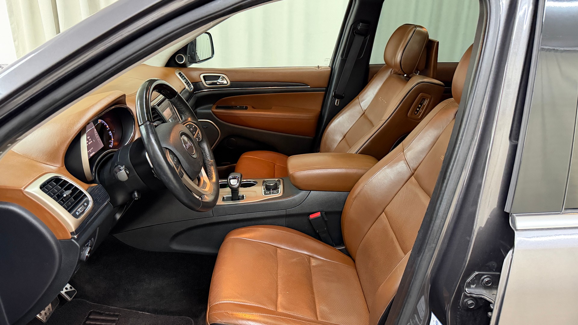 JEEP Grand Cherokee 3.0 CRD Summit Automatic-image-6