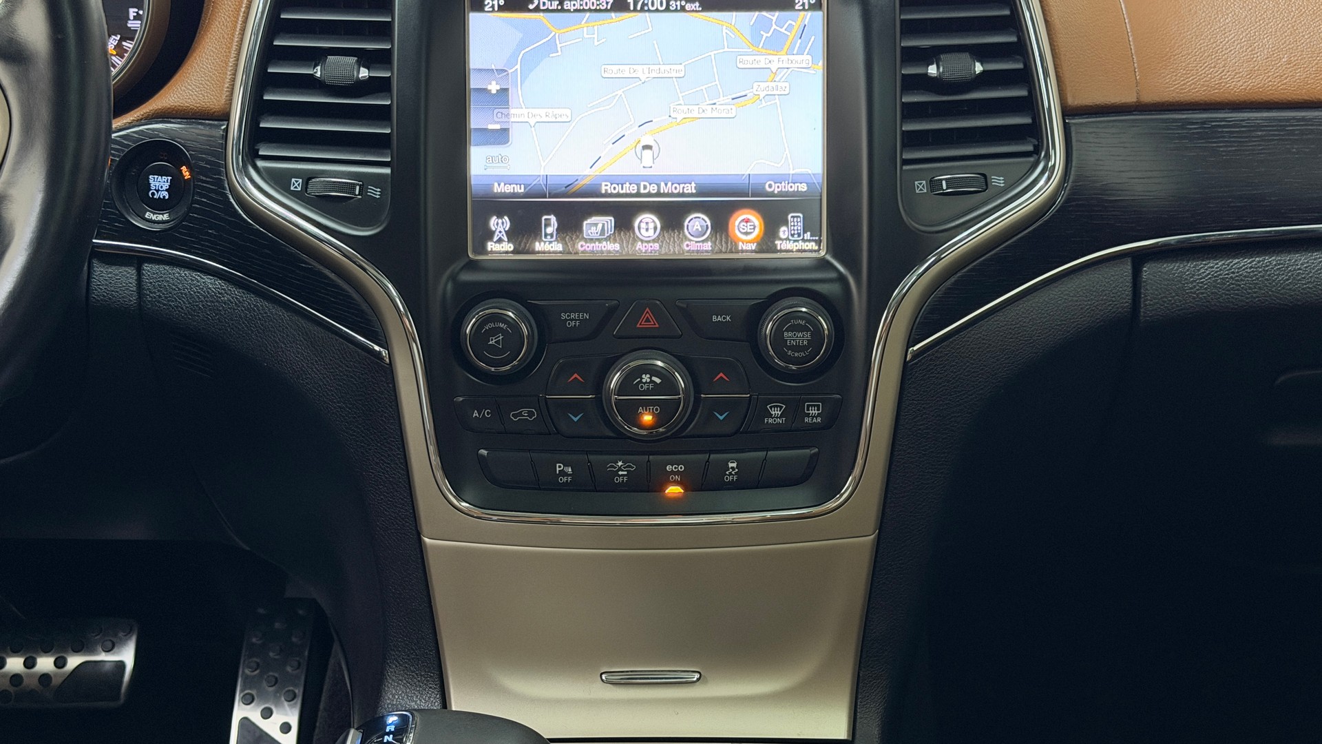JEEP Grand Cherokee 3.0 CRD Summit Automatic-image-11