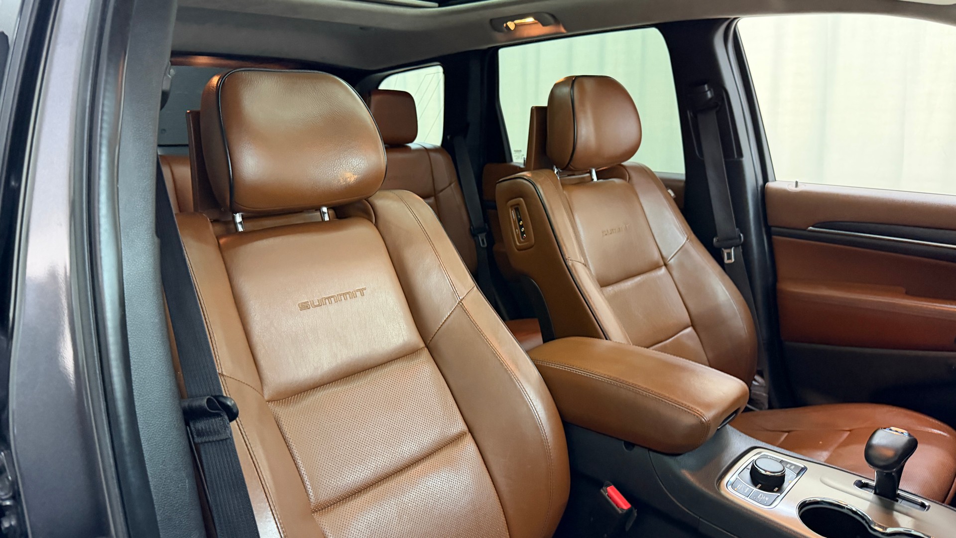 JEEP Grand Cherokee 3.0 CRD Summit Automatic-image-13
