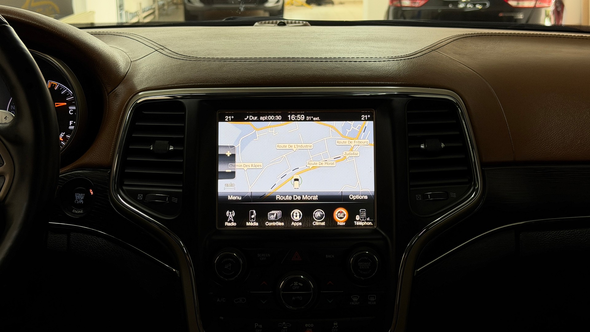 JEEP Grand Cherokee 3.0 CRD Summit Automatic-image-10