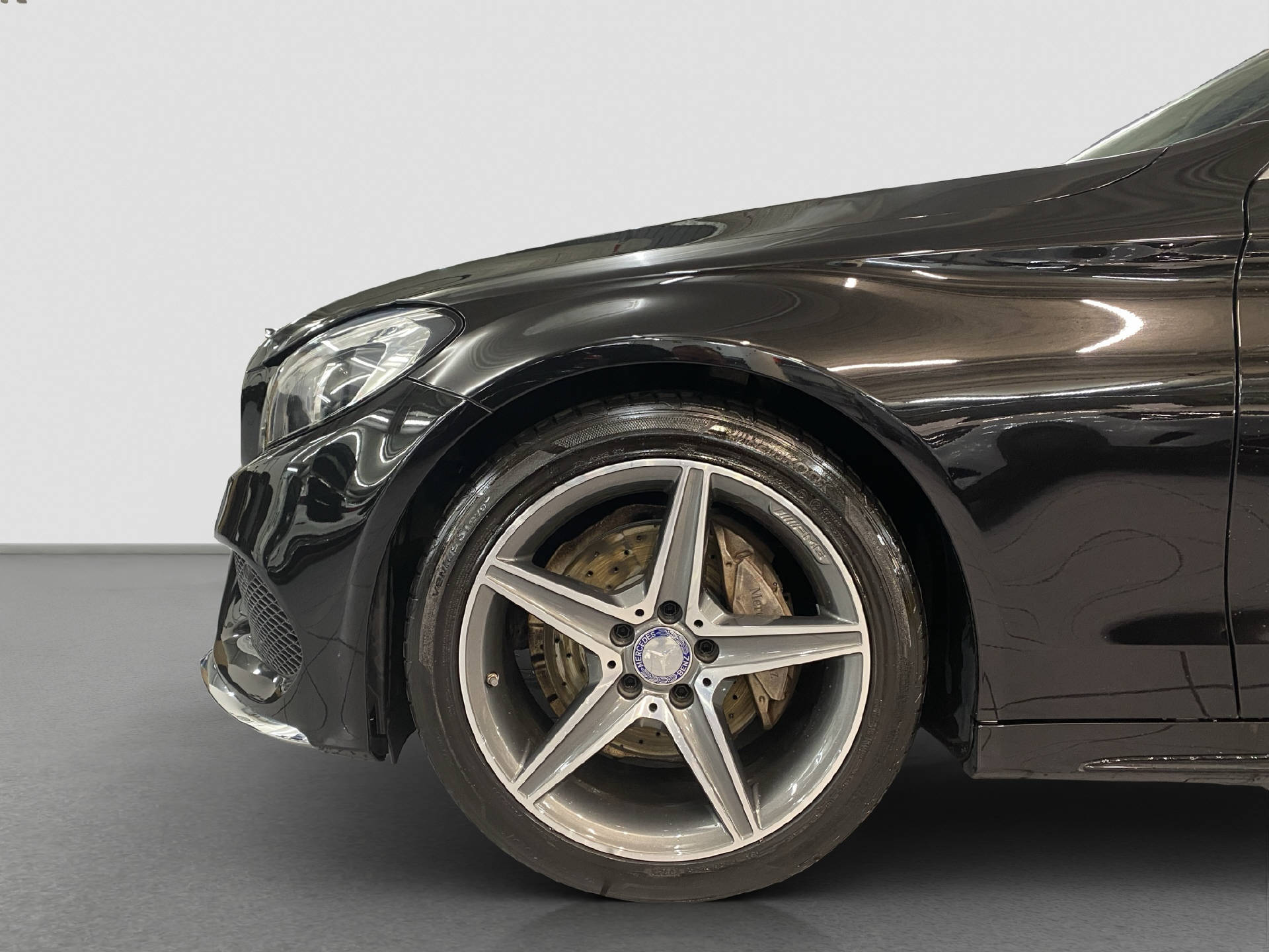 MERCEDES-BENZ C 220 d AMG Line-image-5