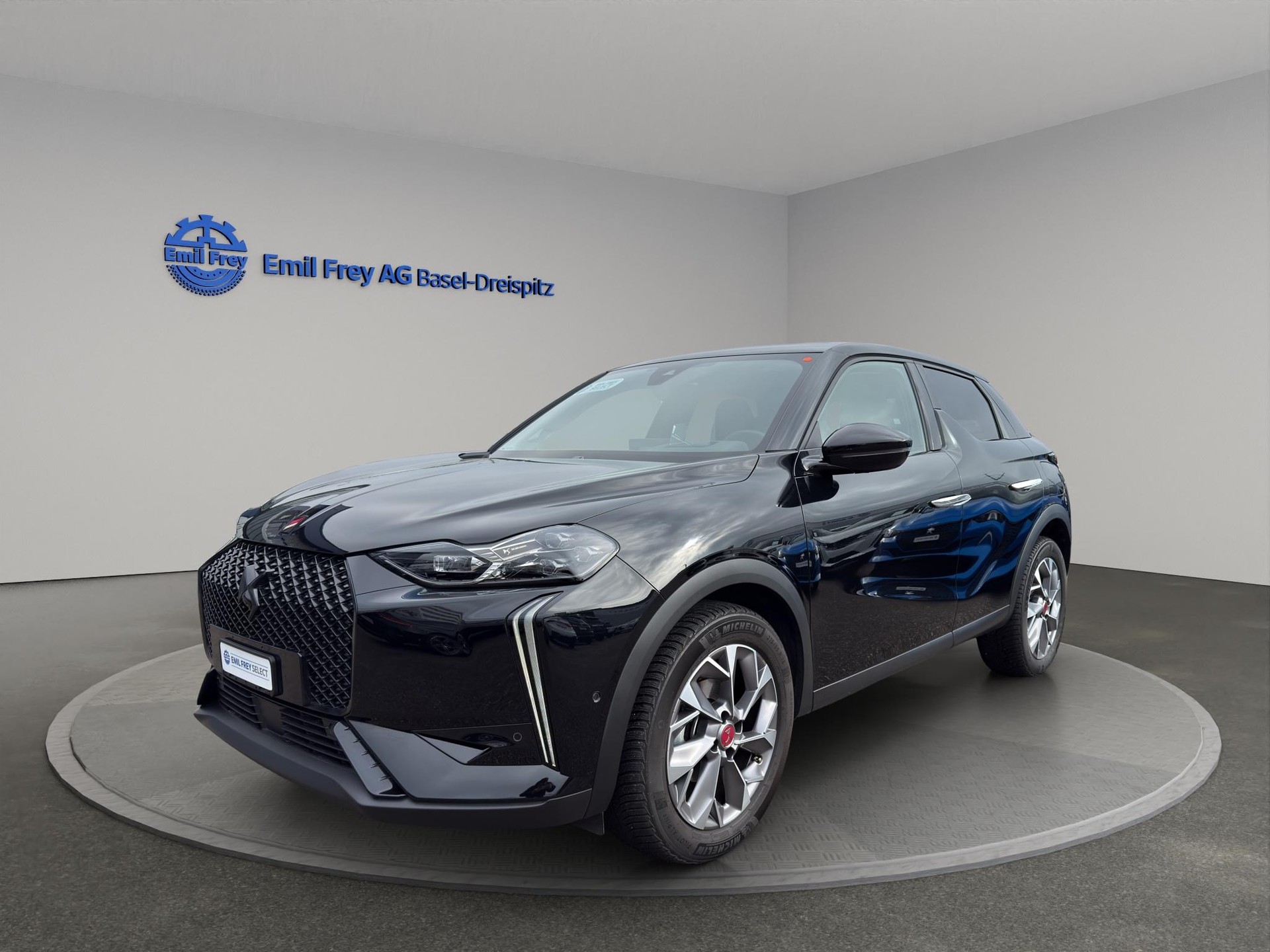 DS AUTOMOBILES 3 1.2 PureTech 130 Ligne Noire-image-0