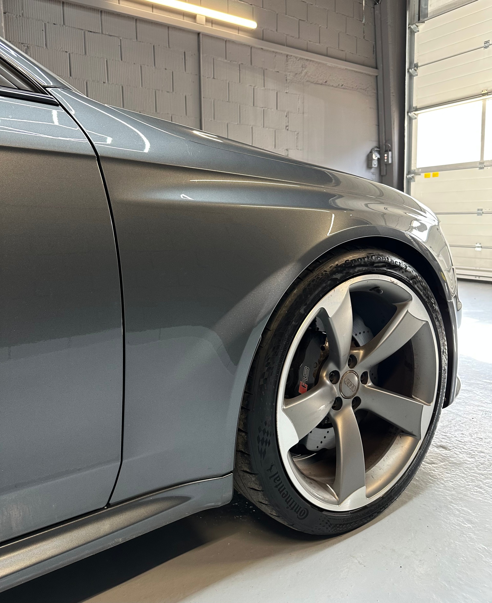 AUDI RS4 Avant 4.2 FSI V8 // CH🇨🇠// Leasing dès 286.- //Sièges baquets-Schalensitze // 1er main-1 Hand // Garantie-image-2